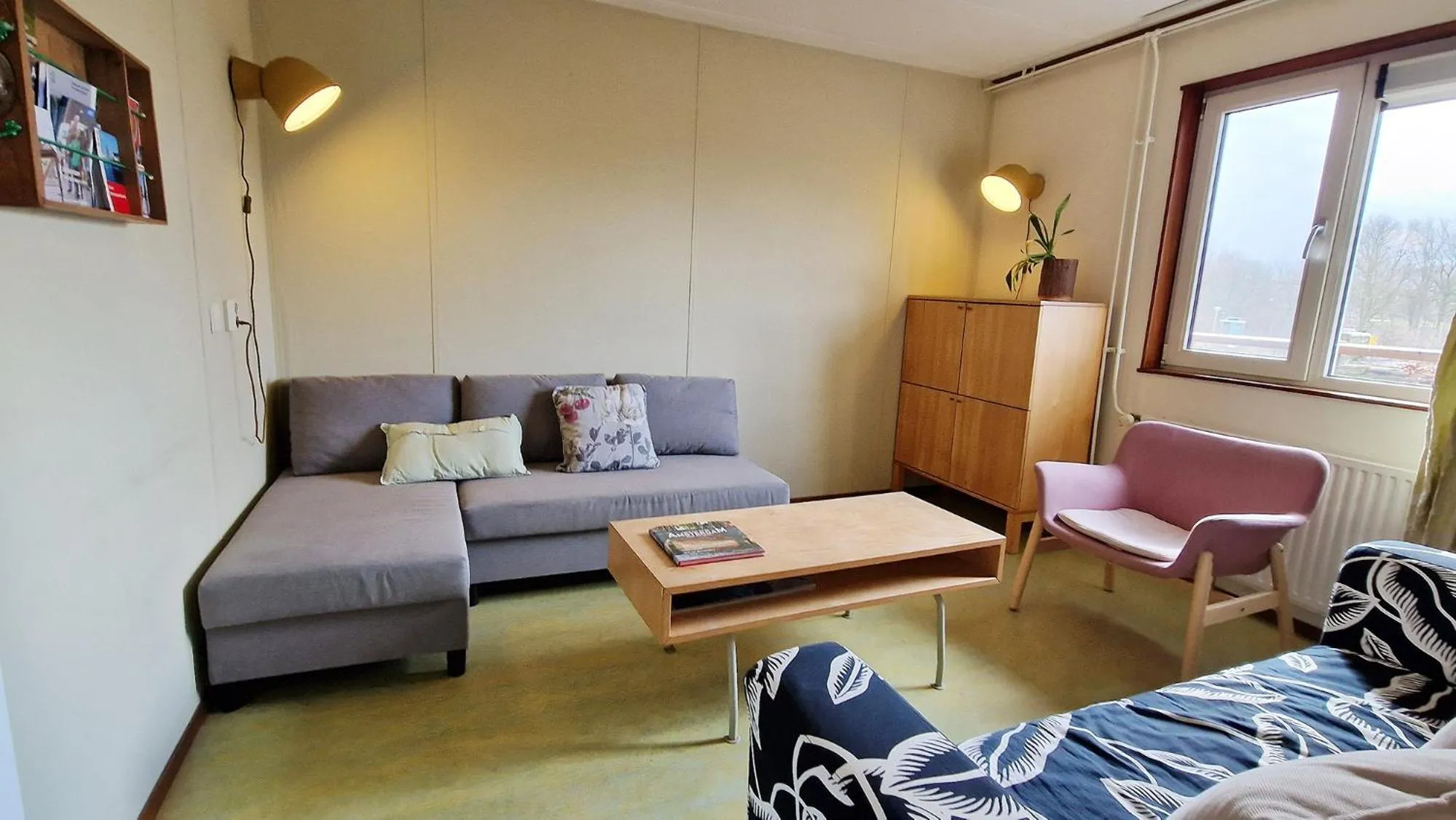 Living room in Amsterdam Farm Lodge