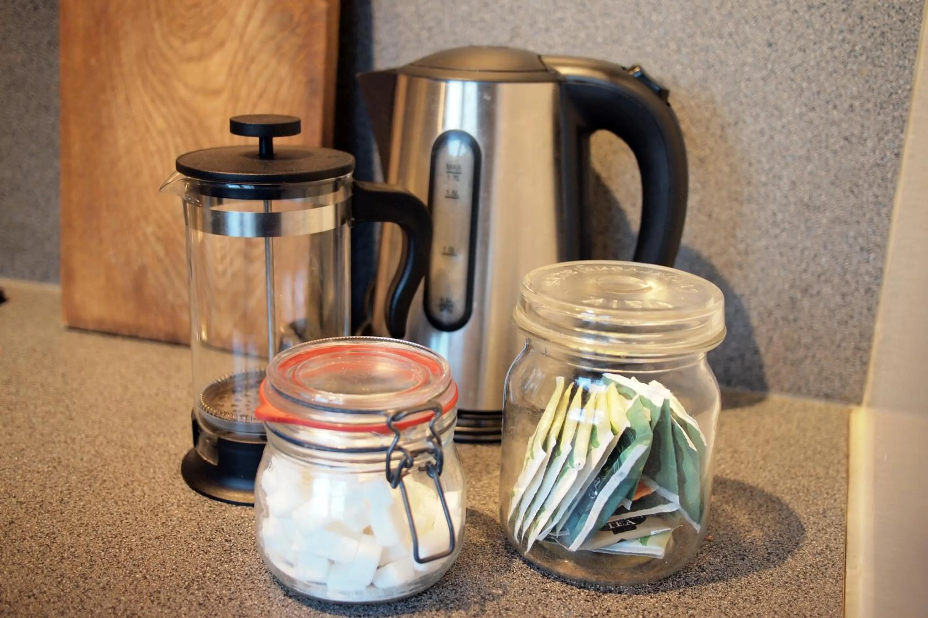 Coffee/tea facilities in Amsterdam Farm Lodge