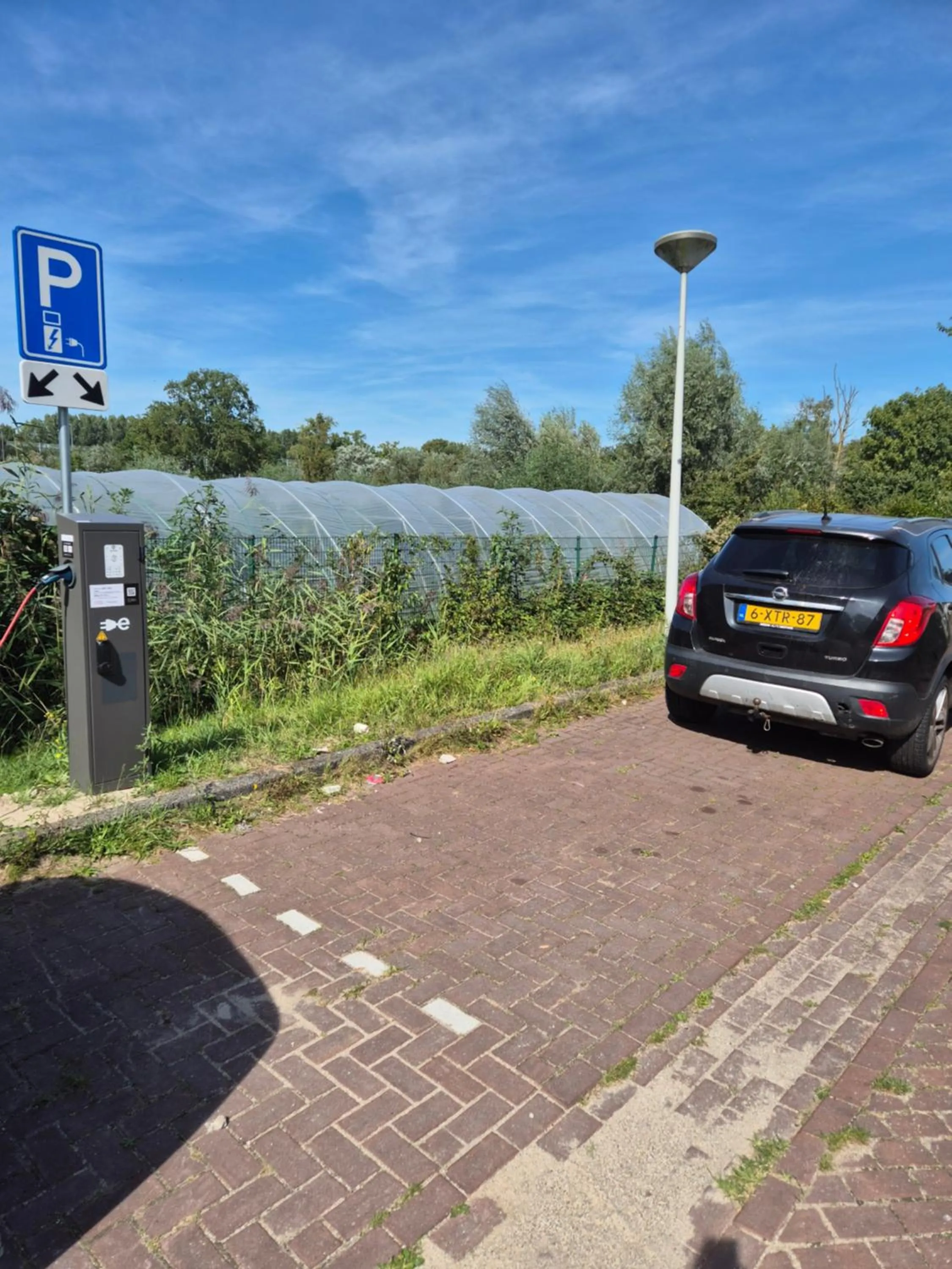 Parking in Amsterdam Farm Lodge