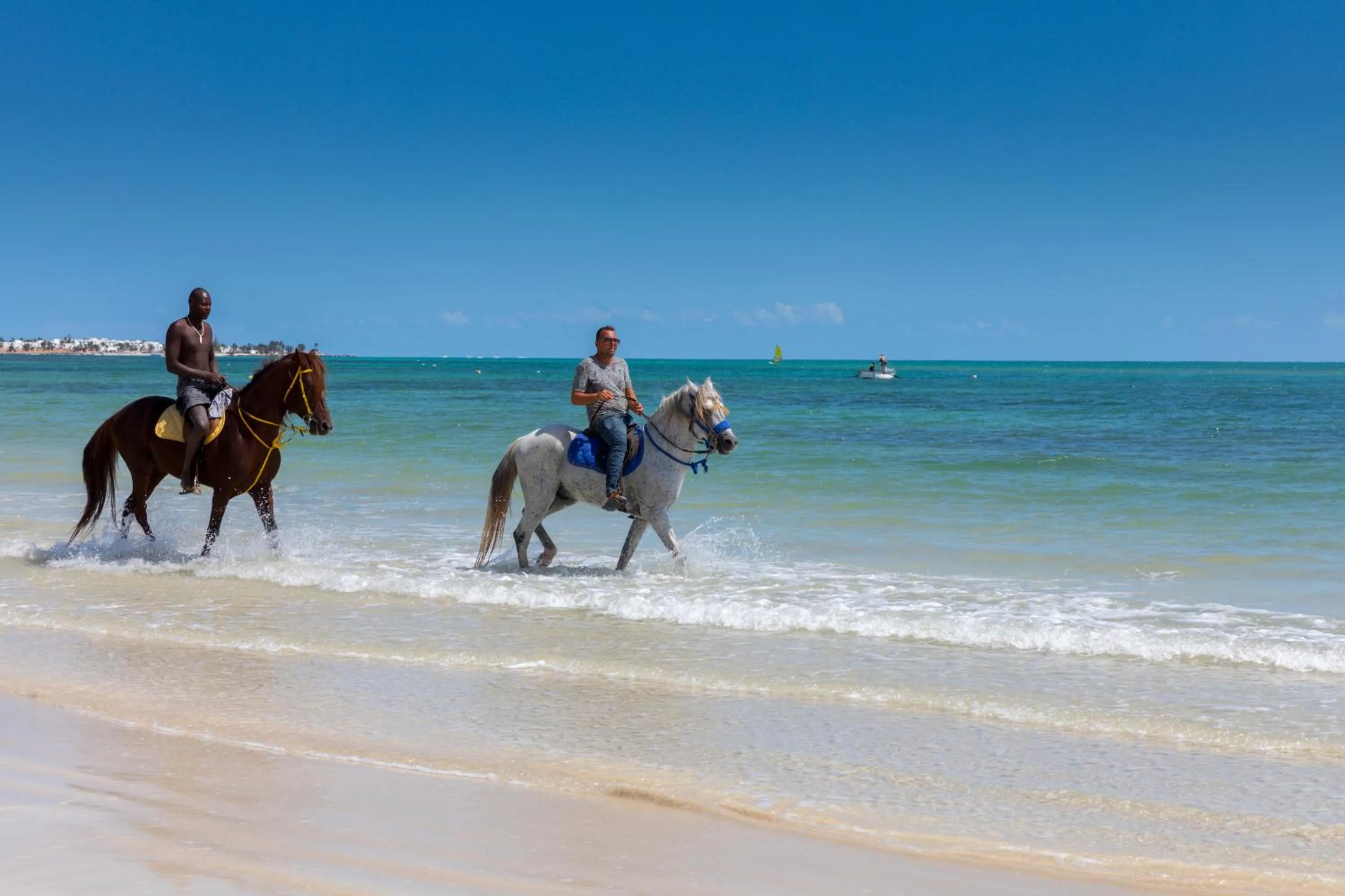 Horse-riding in Hari Club Beach Resort