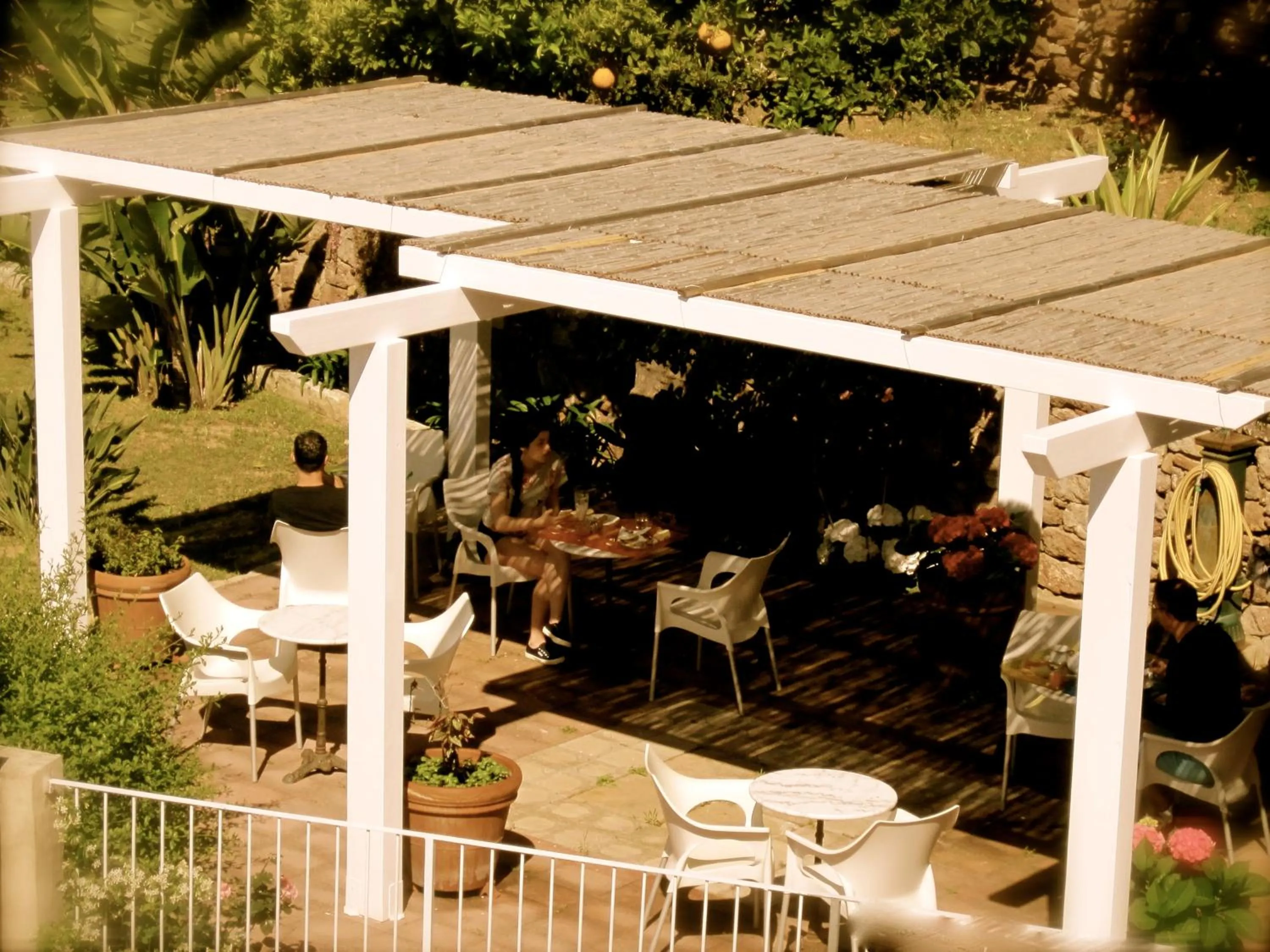 Seating area in Hotel Villa Pimpina