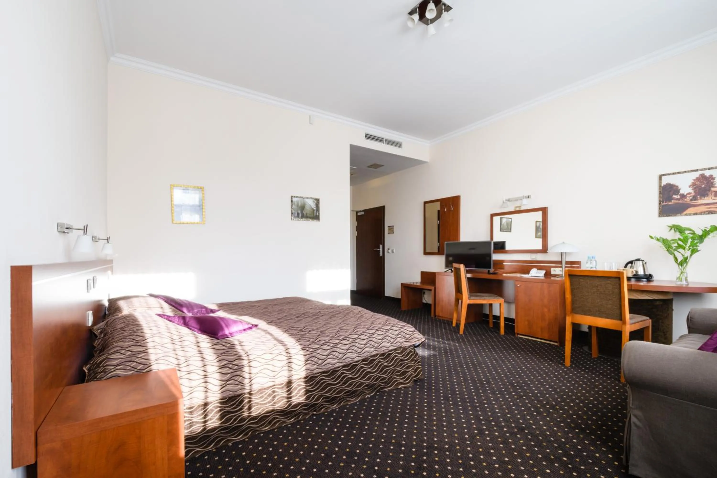 Photo of the whole room, Bed in Hotel Sitarska