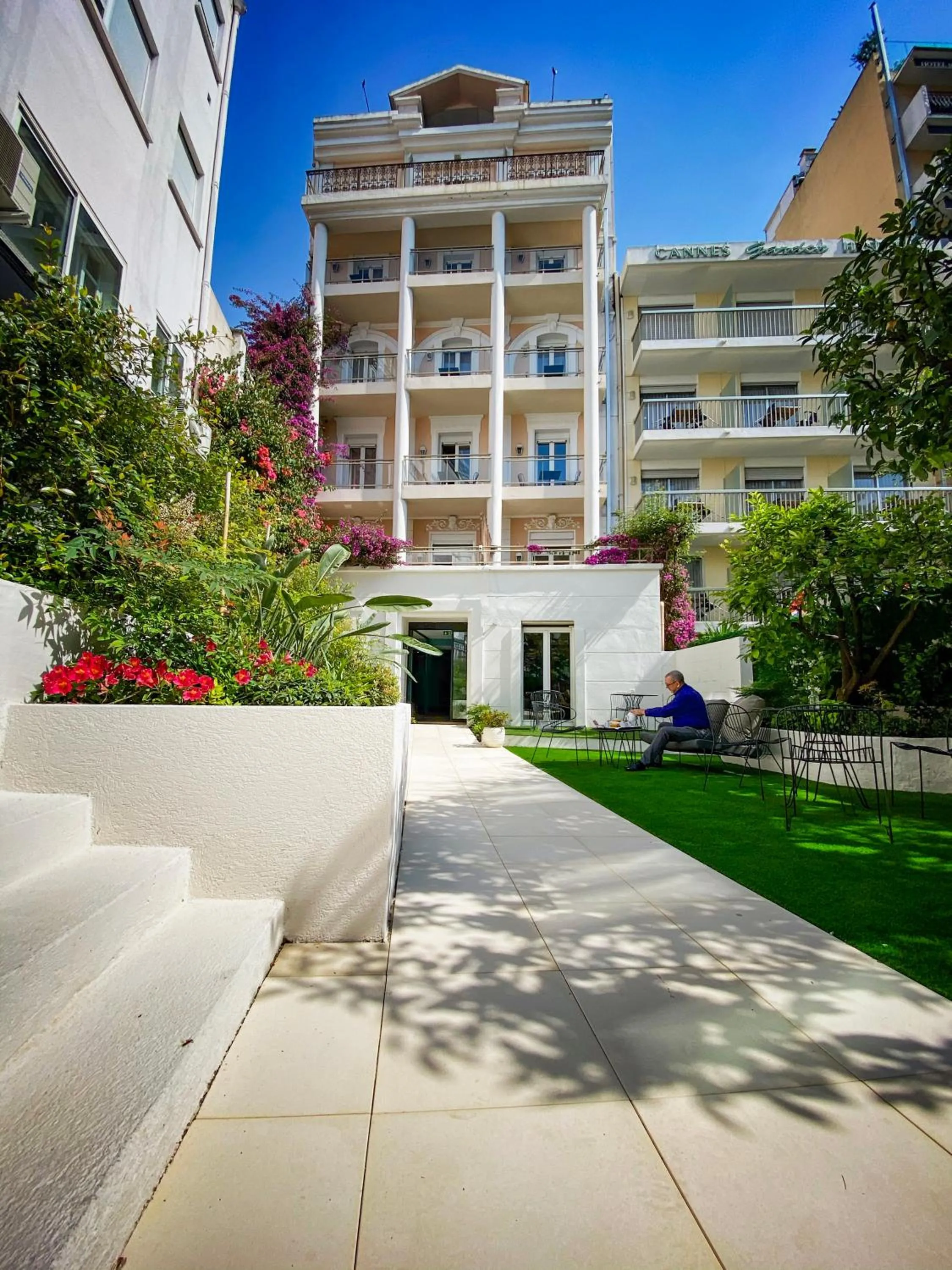 Garden in Hotel Molière