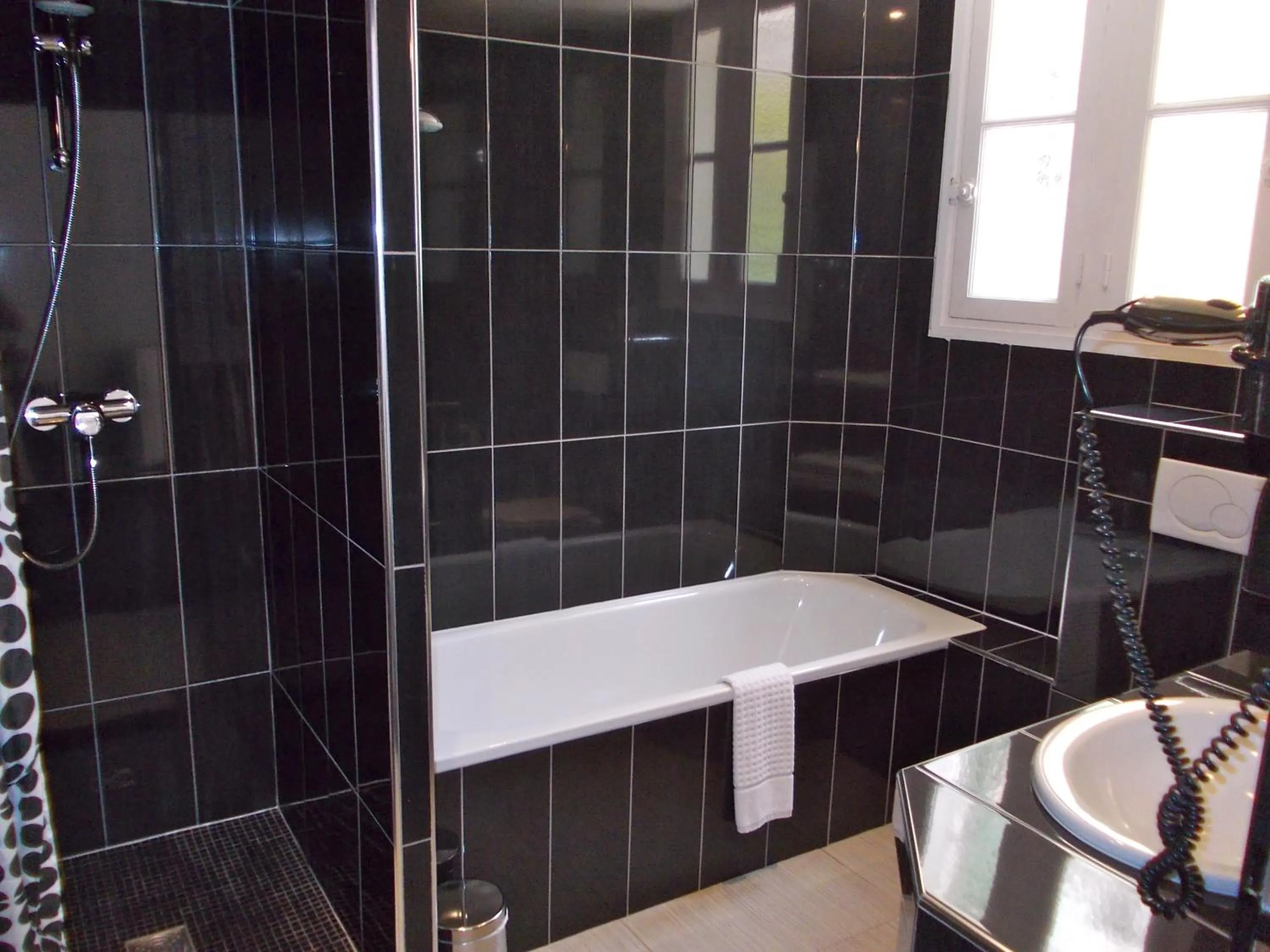 Bathroom in Hotel Molière