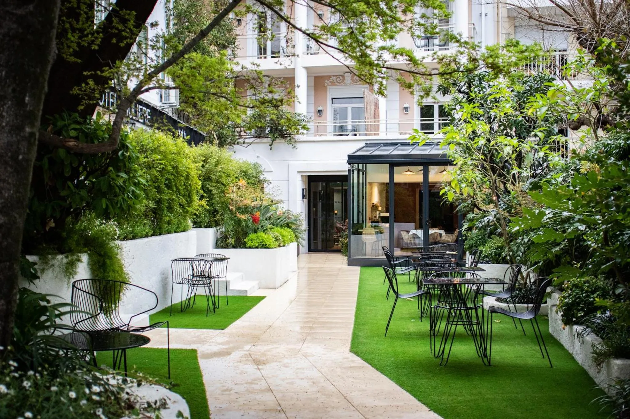 Garden in Hotel Molière