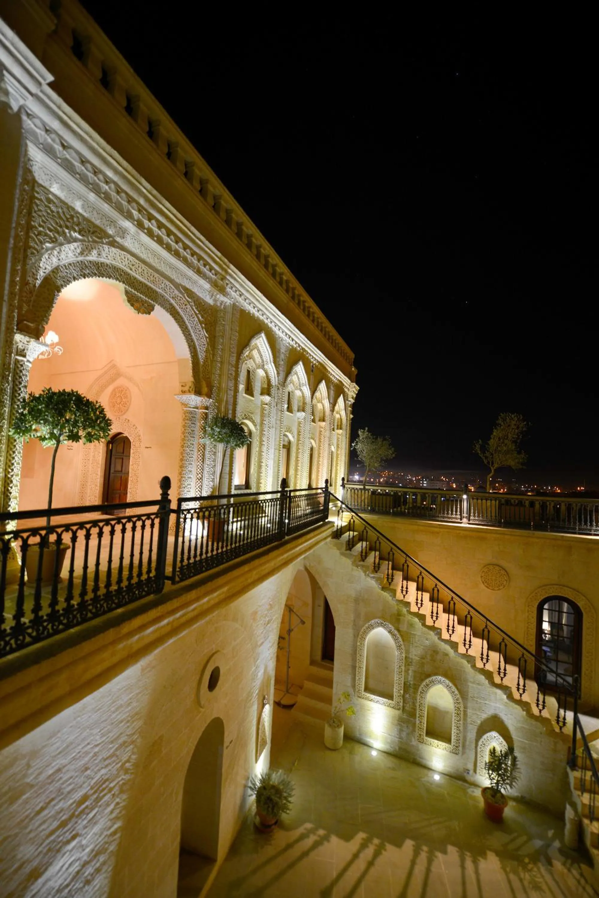 Facade/entrance in Shmayaa Hotel
