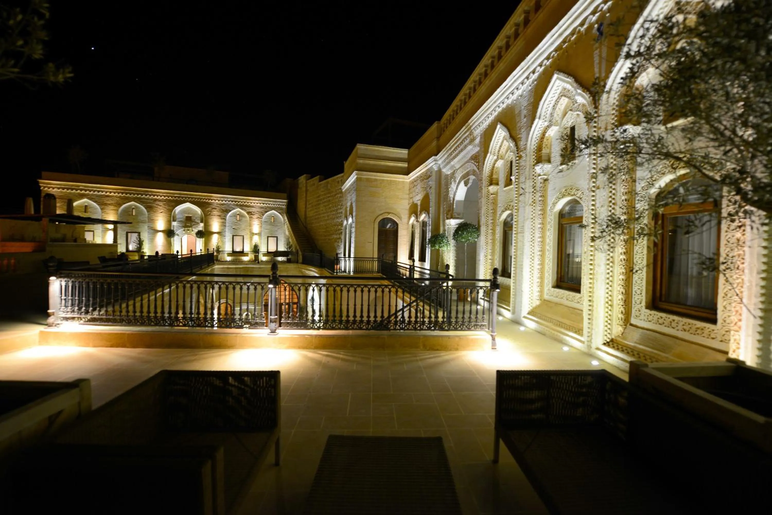 Facade/entrance in Shmayaa Hotel