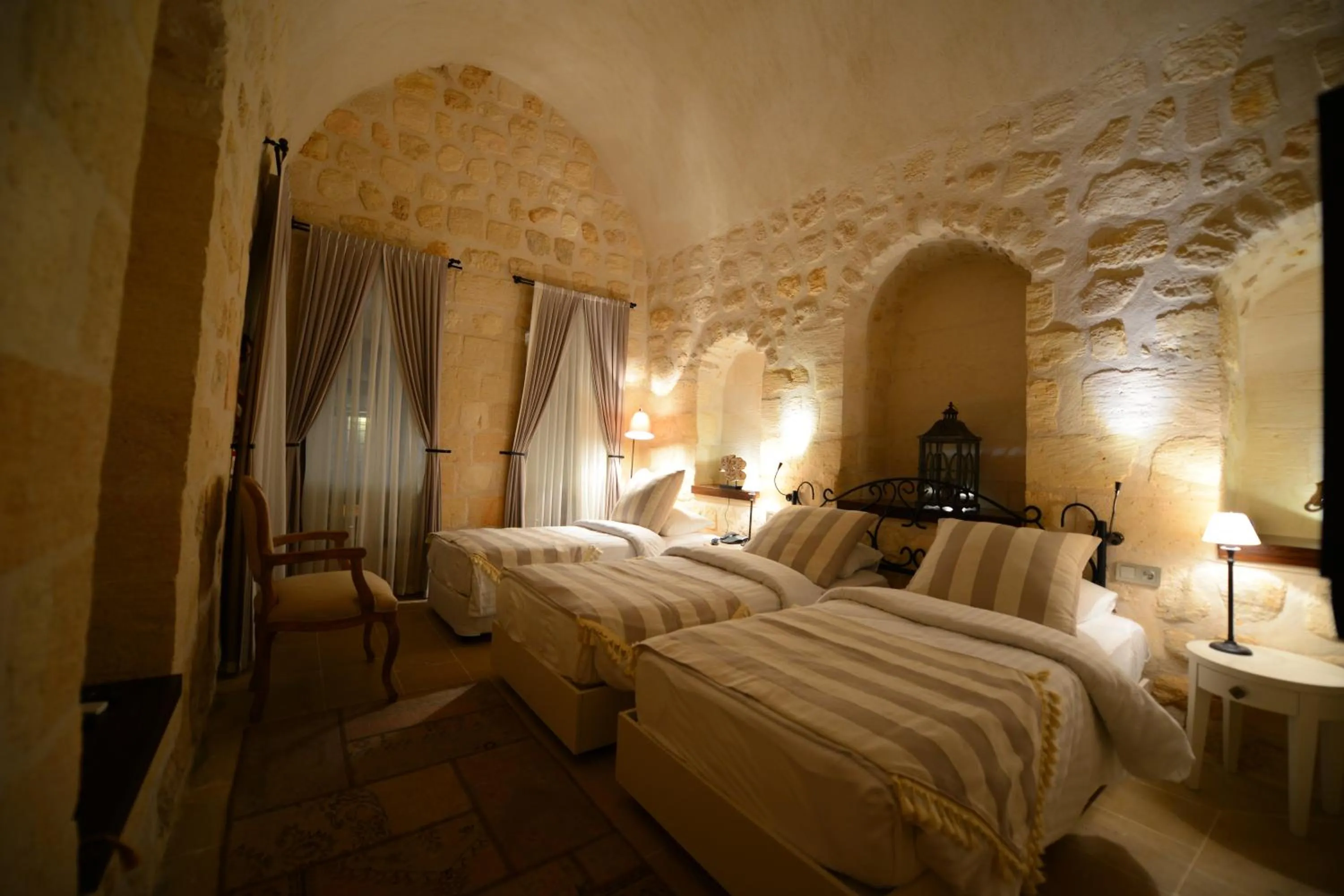 Photo of the whole room in Shmayaa Hotel