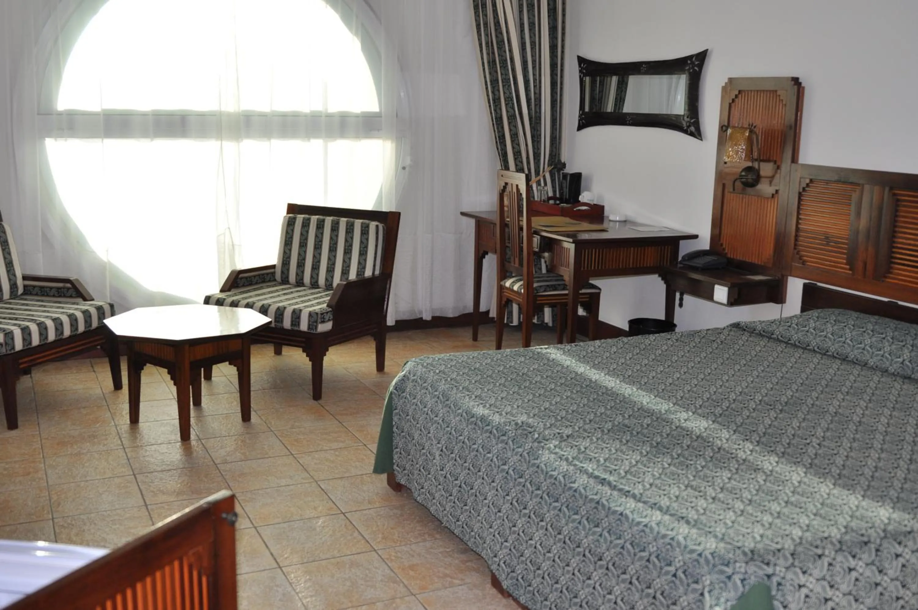 Bedroom, Bed in Le Grand Hôtel Diego