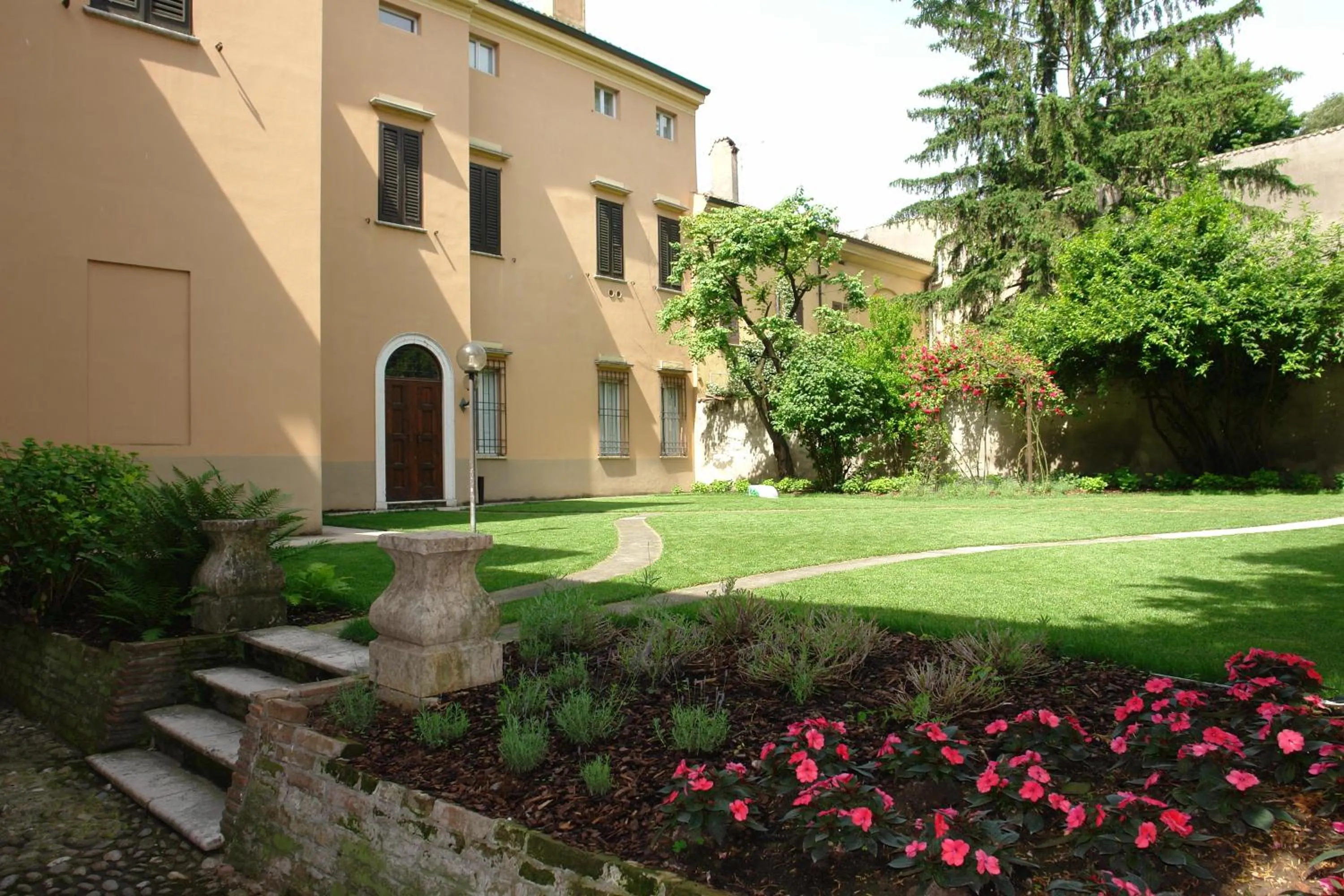Facade/entrance in Residence In Centro