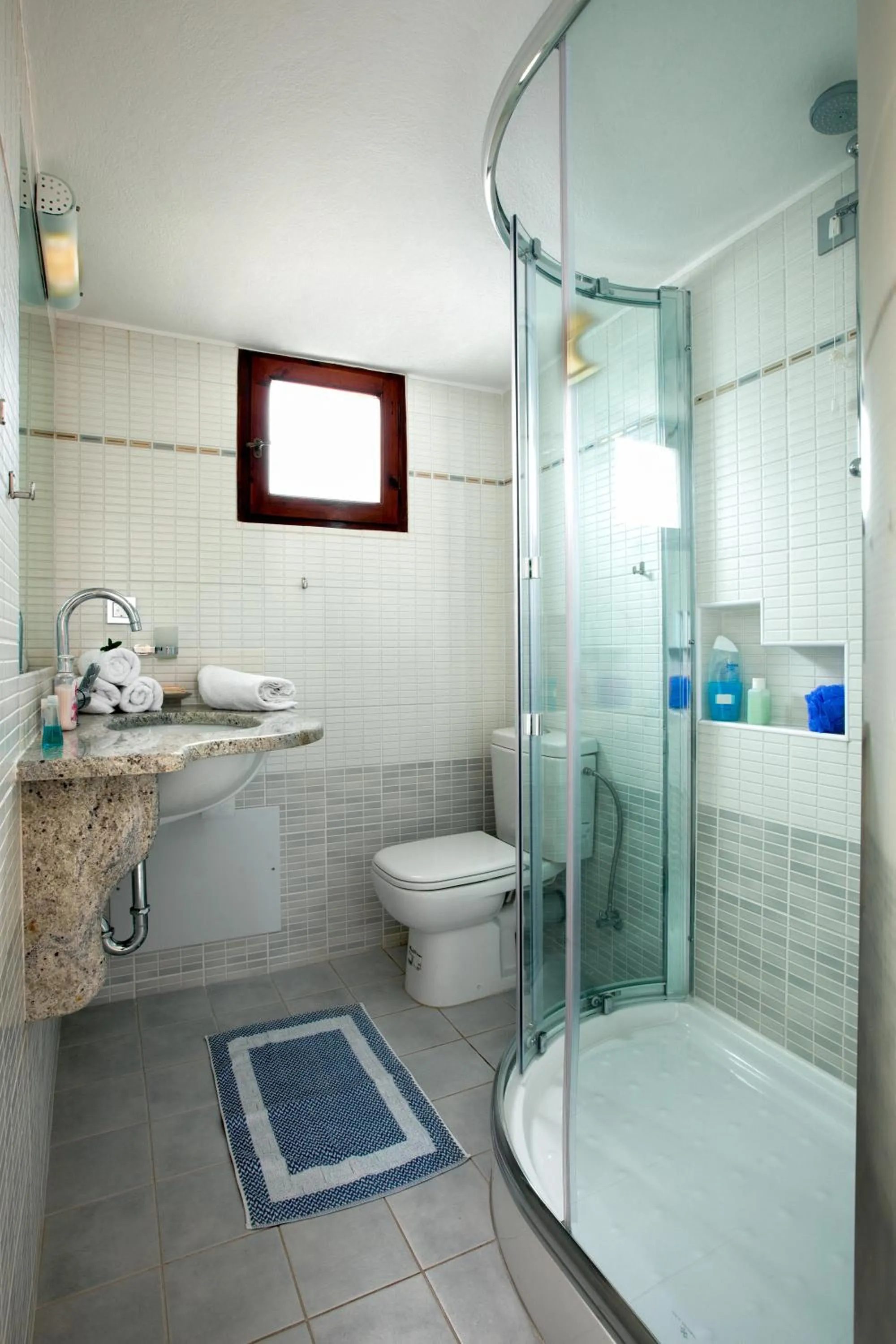 Bathroom in Giorgi's Blue Apartments