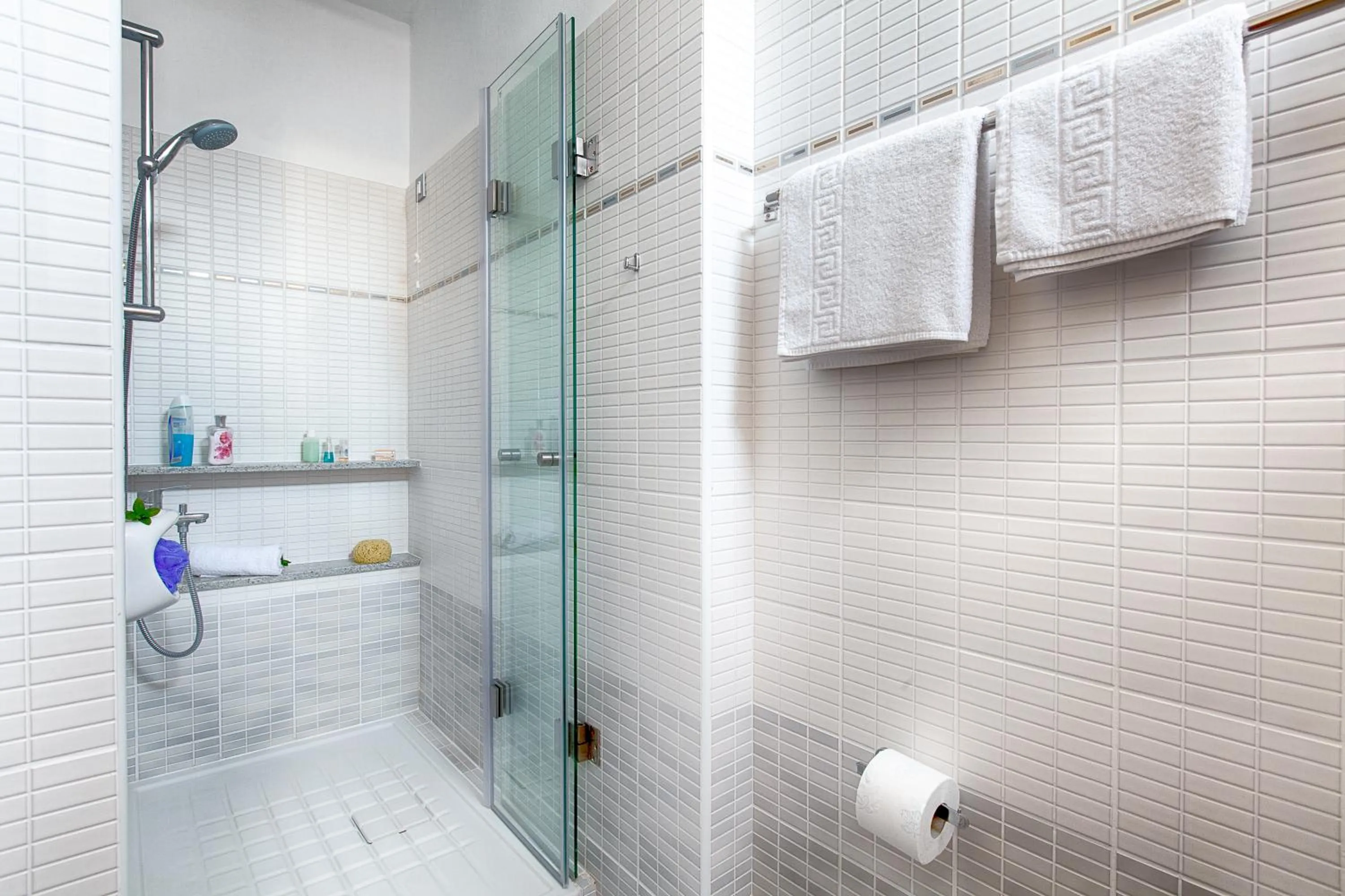 Bathroom in Giorgi's Blue Apartments