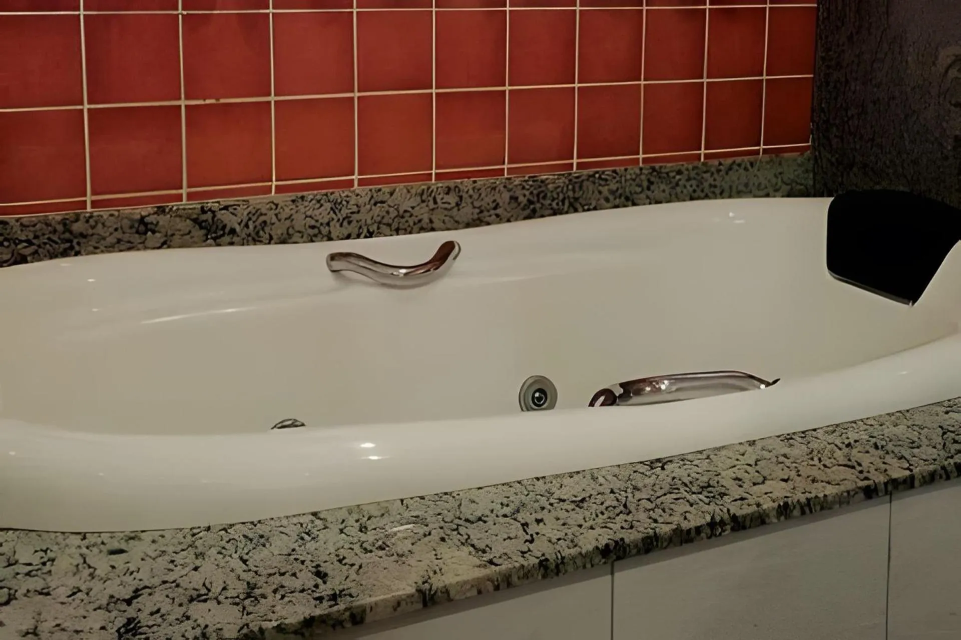 Hot Tub in Pousada Estrela Mares