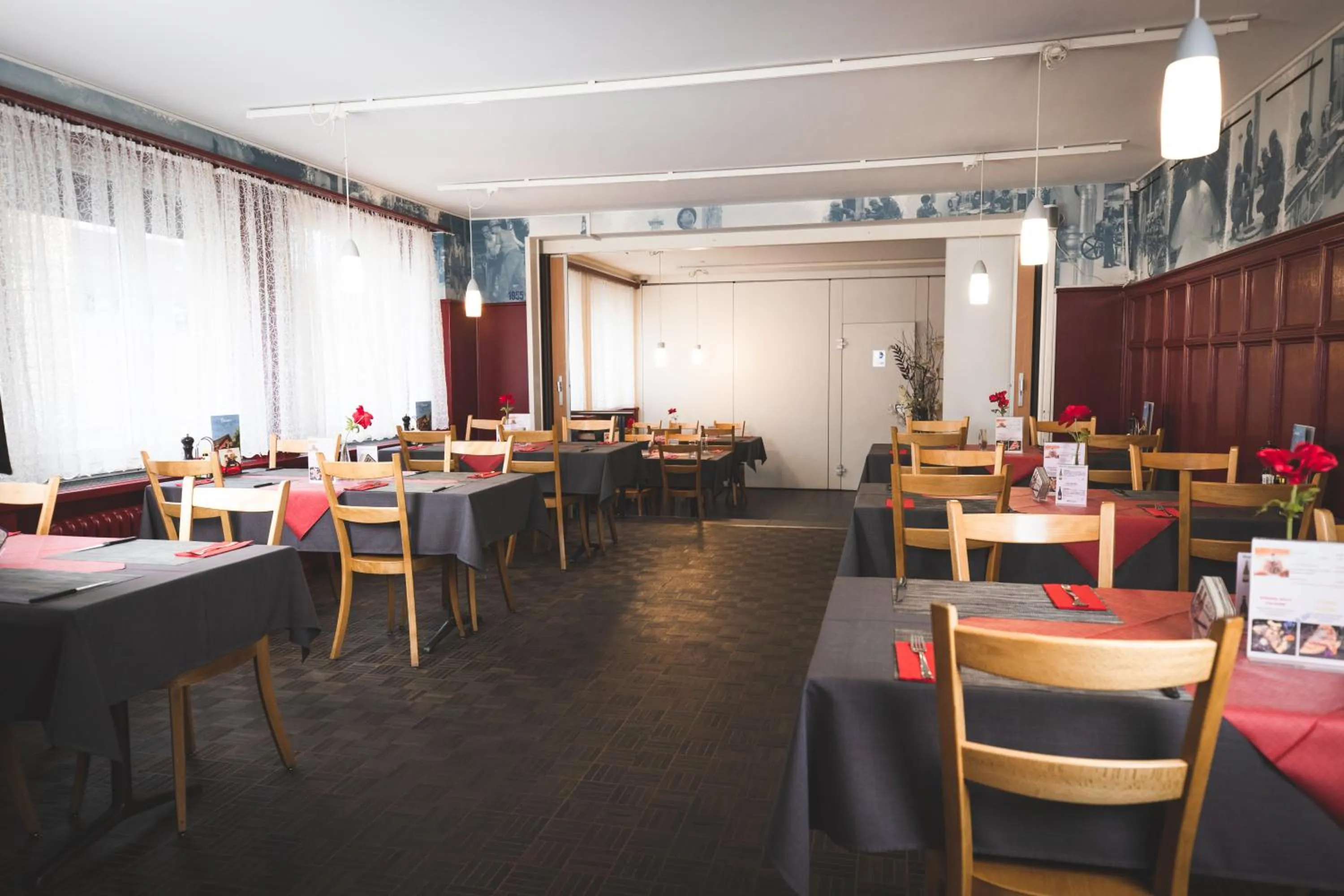 Restaurant/places to eat in Gasthof zur Saline