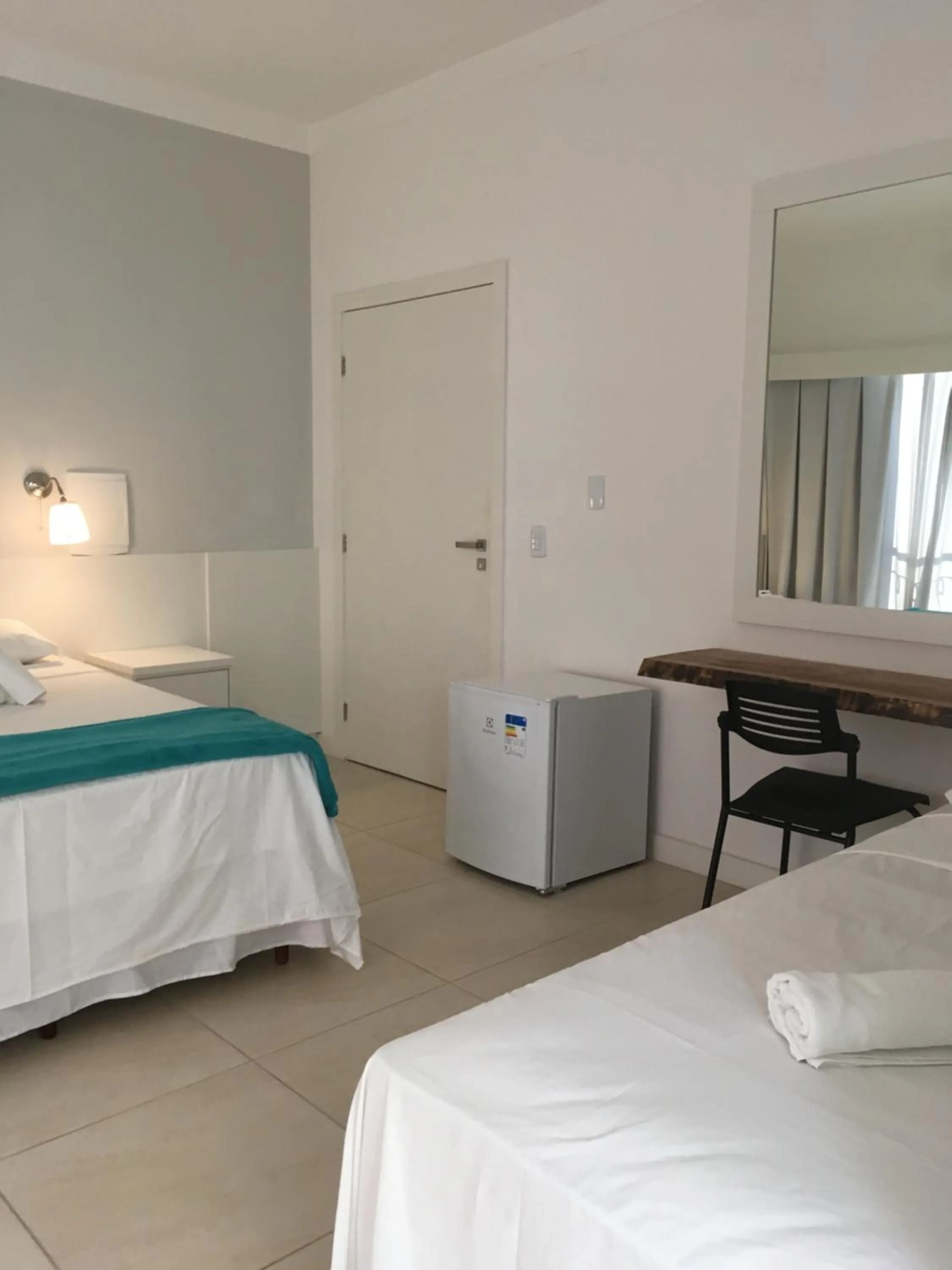 Area and facilities, Bed in Florinn Praia Hotel