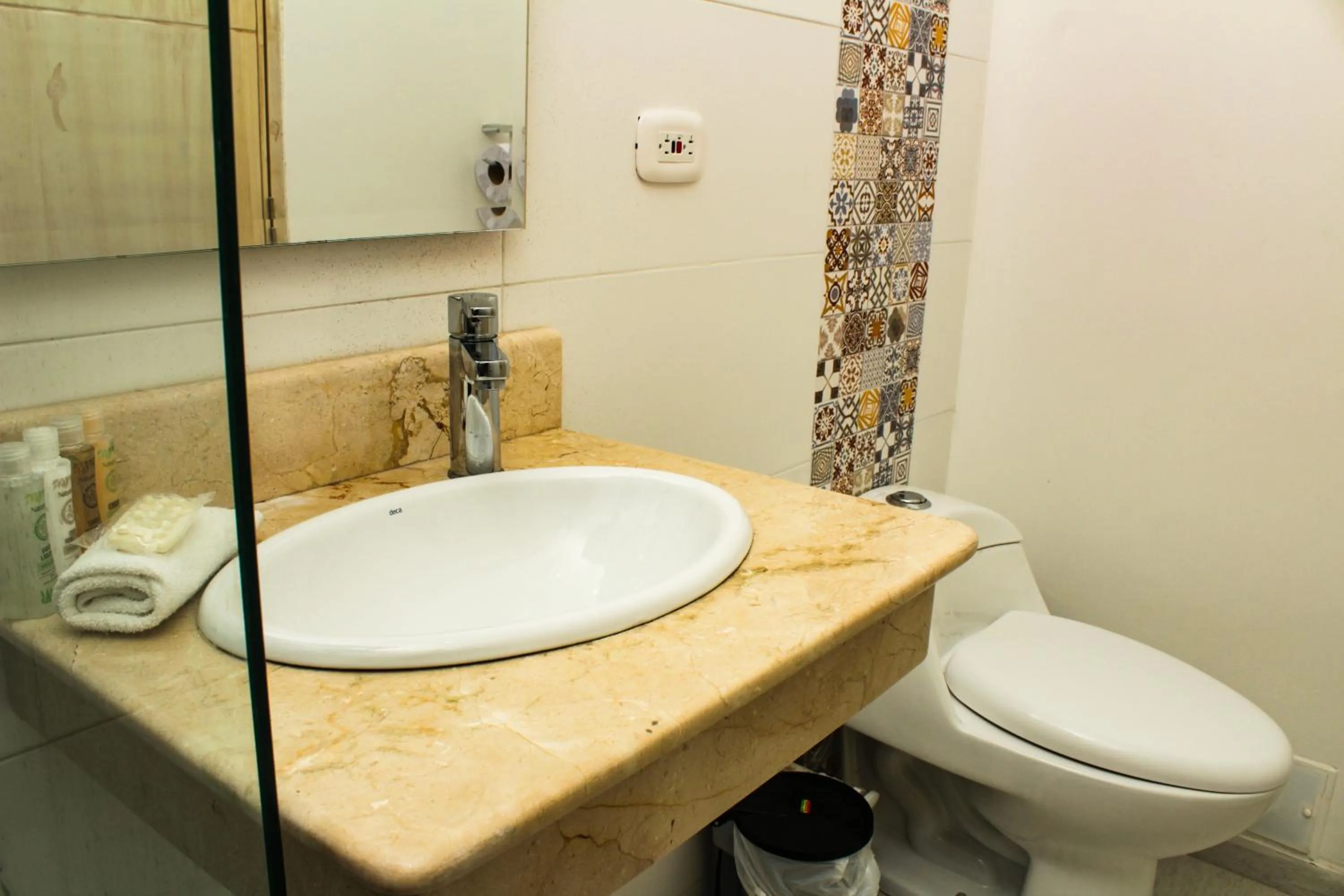 Bathroom in Hotel Med Barranquilla Centro