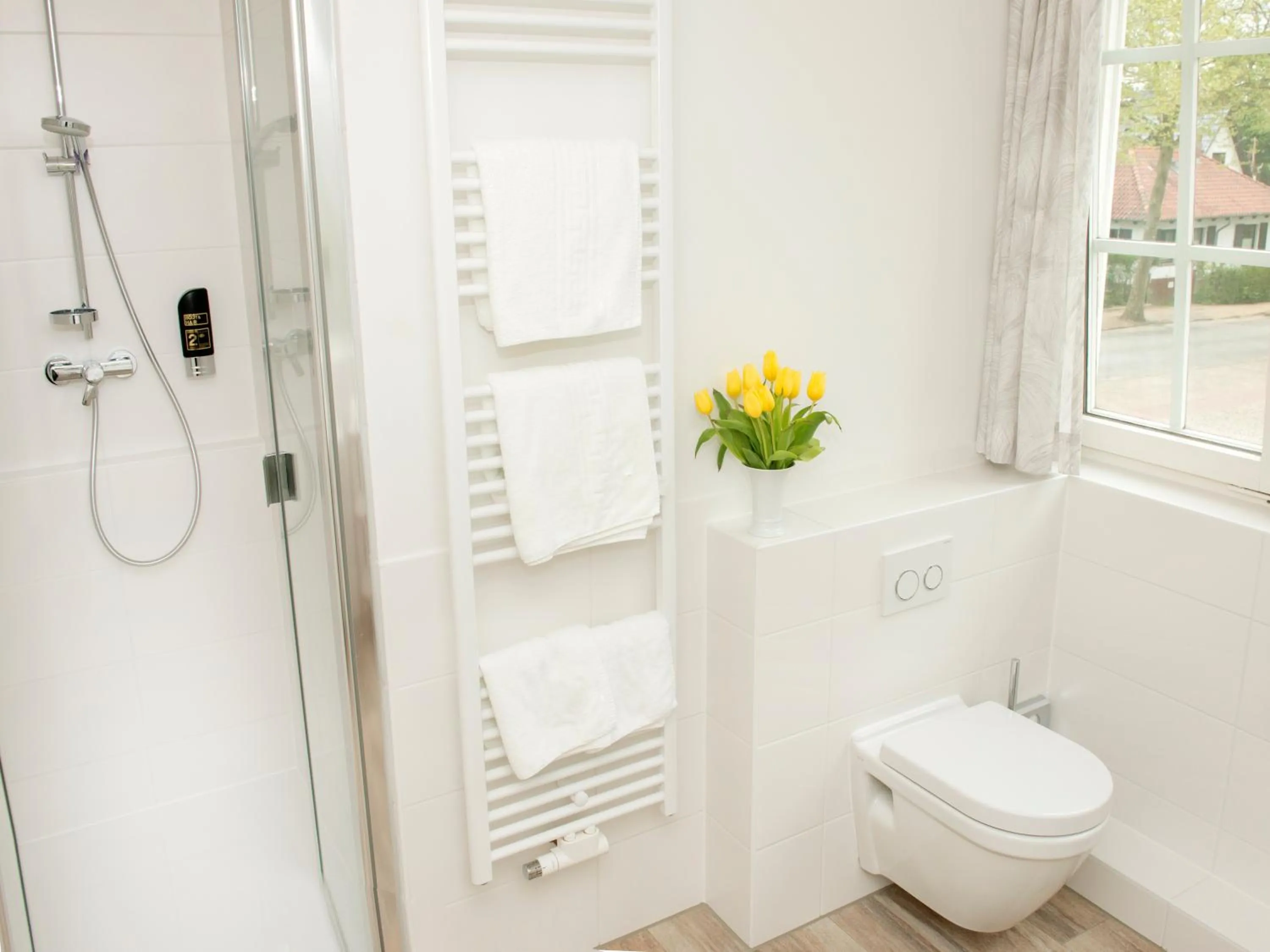 Shower in Hotel Weisser Hof