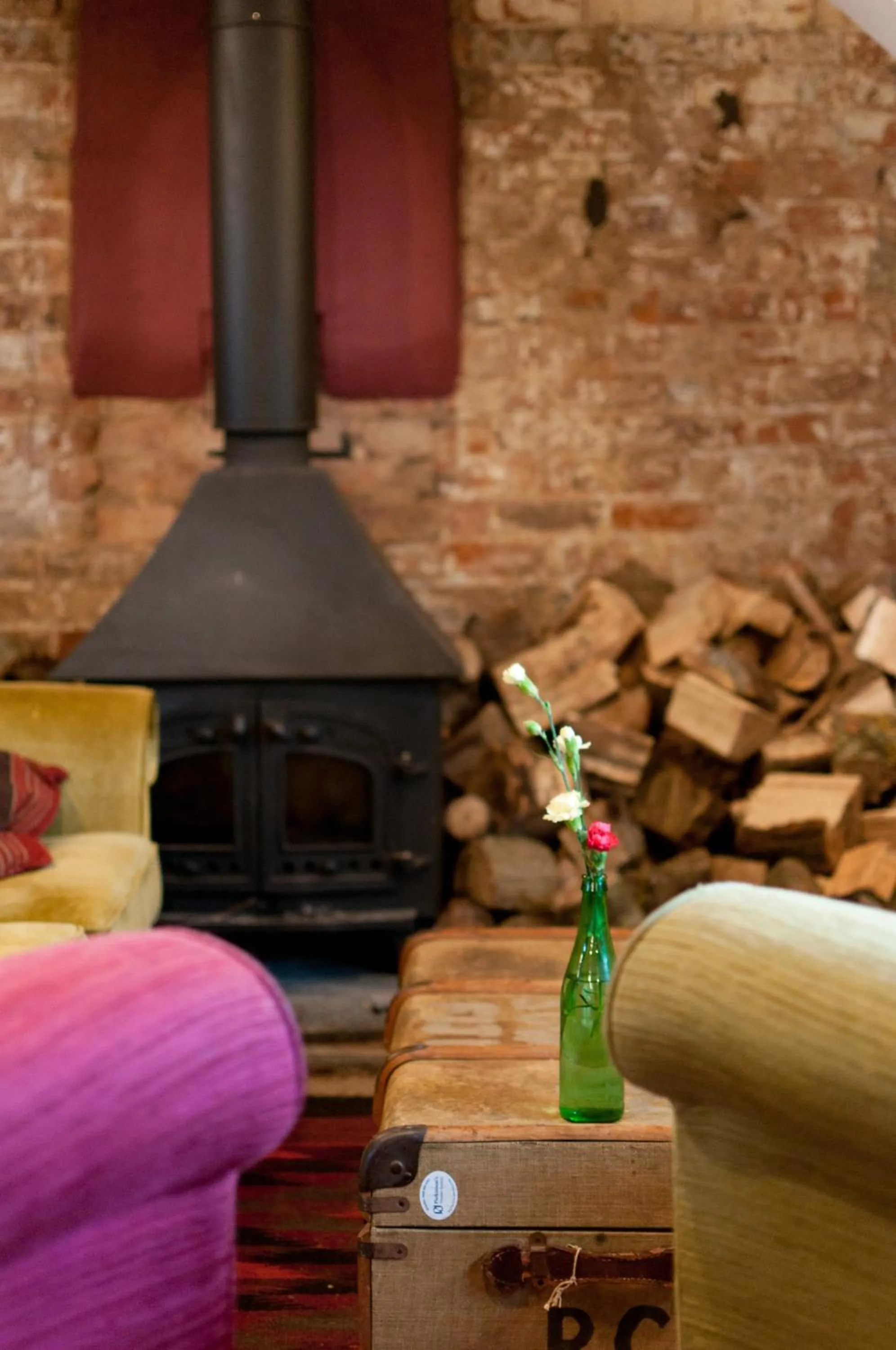 Decorative detail in Oak Inn