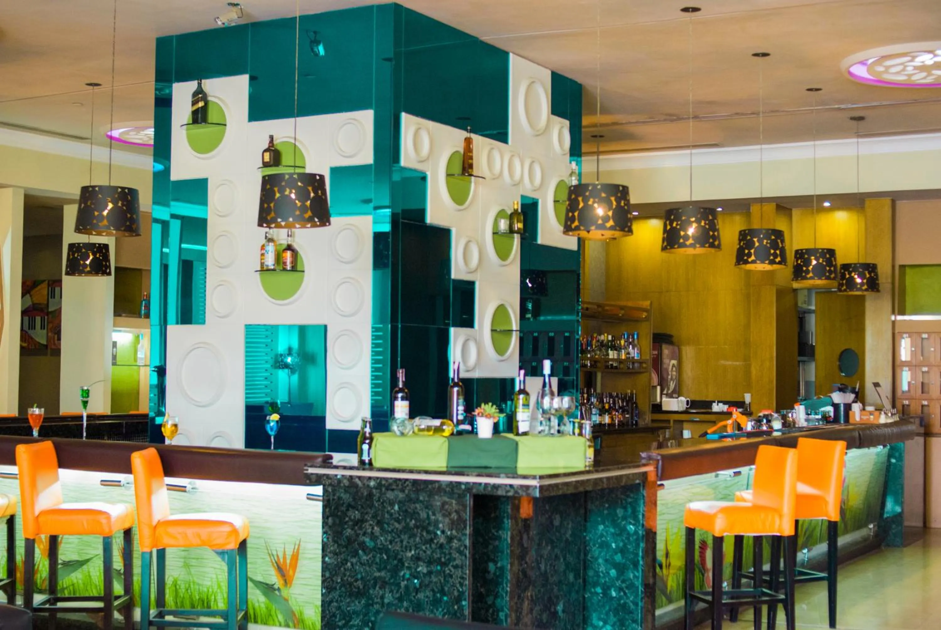 Nightclub / DJ in Hesperia WTC Valencia