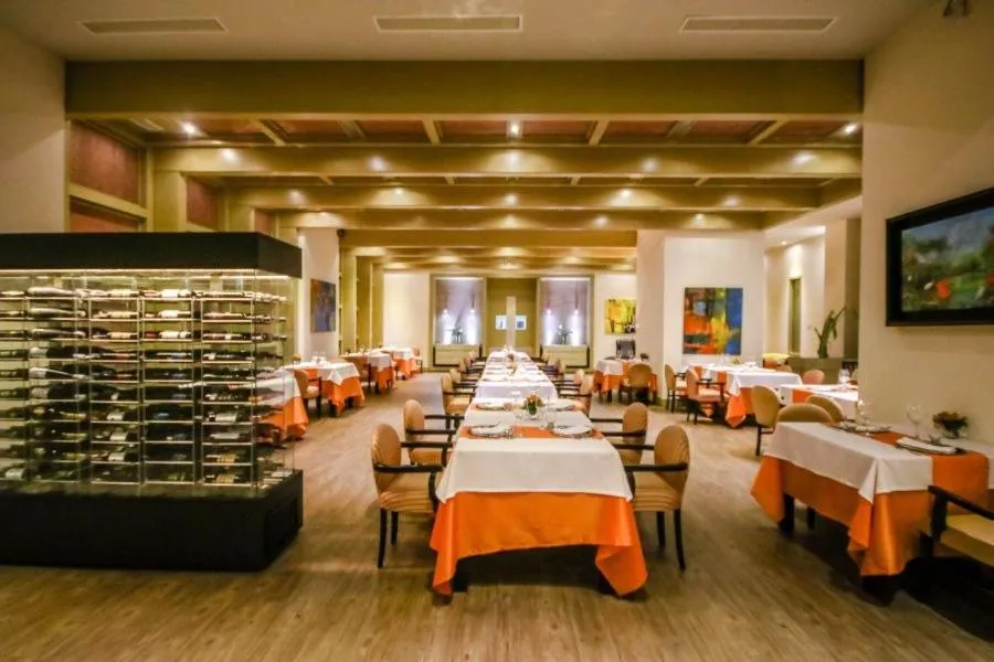 Restaurant/places to eat in Hesperia WTC Valencia