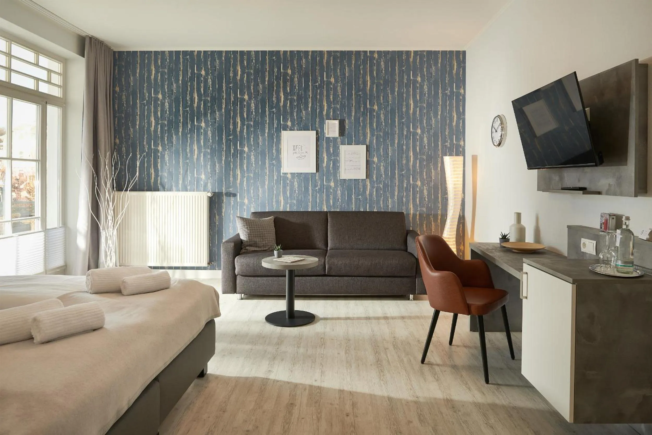 Photo of the whole room, Bed in Hotel Glückauf 1908