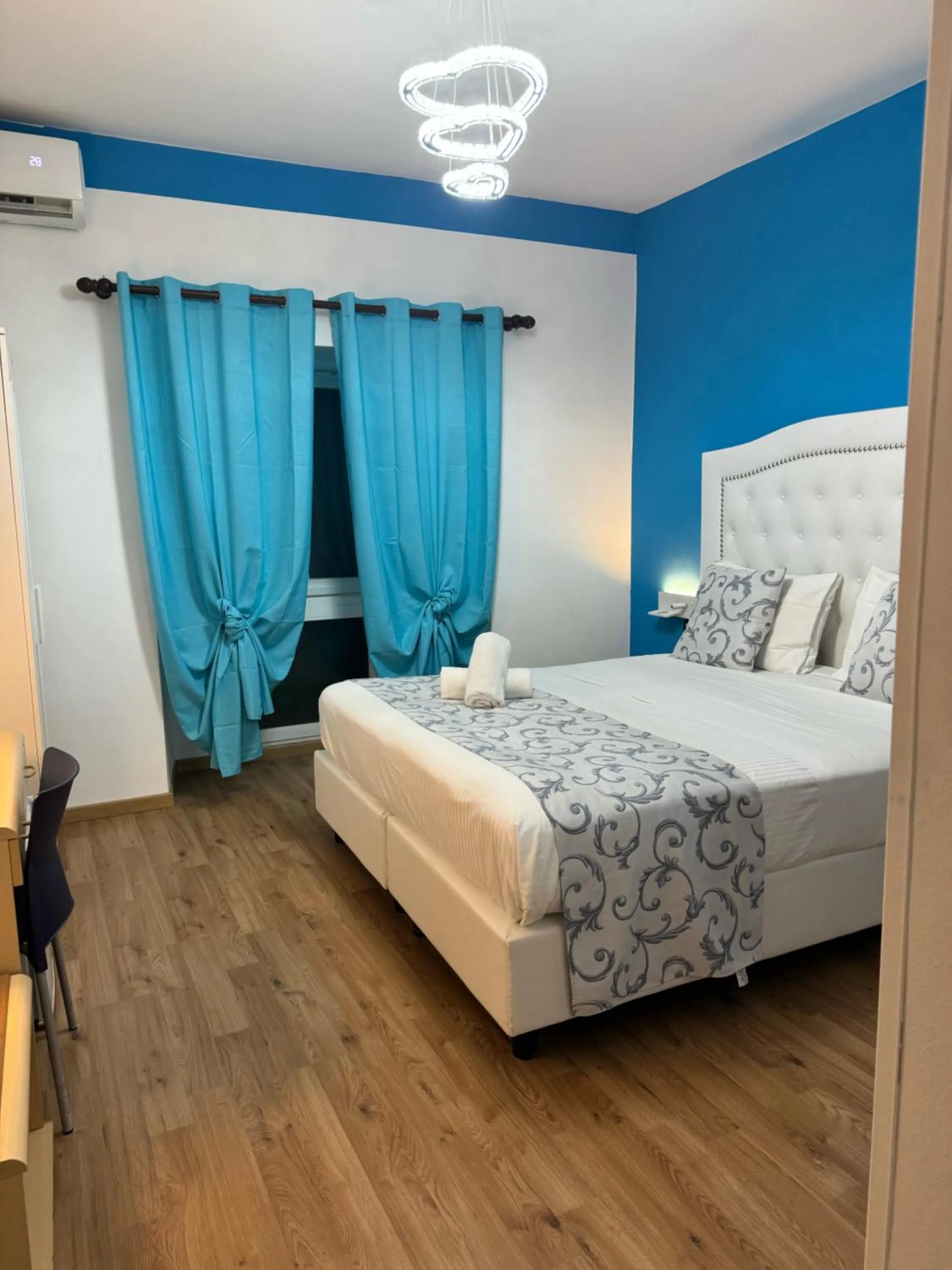 Bedroom, Bed in Hotel Veronese