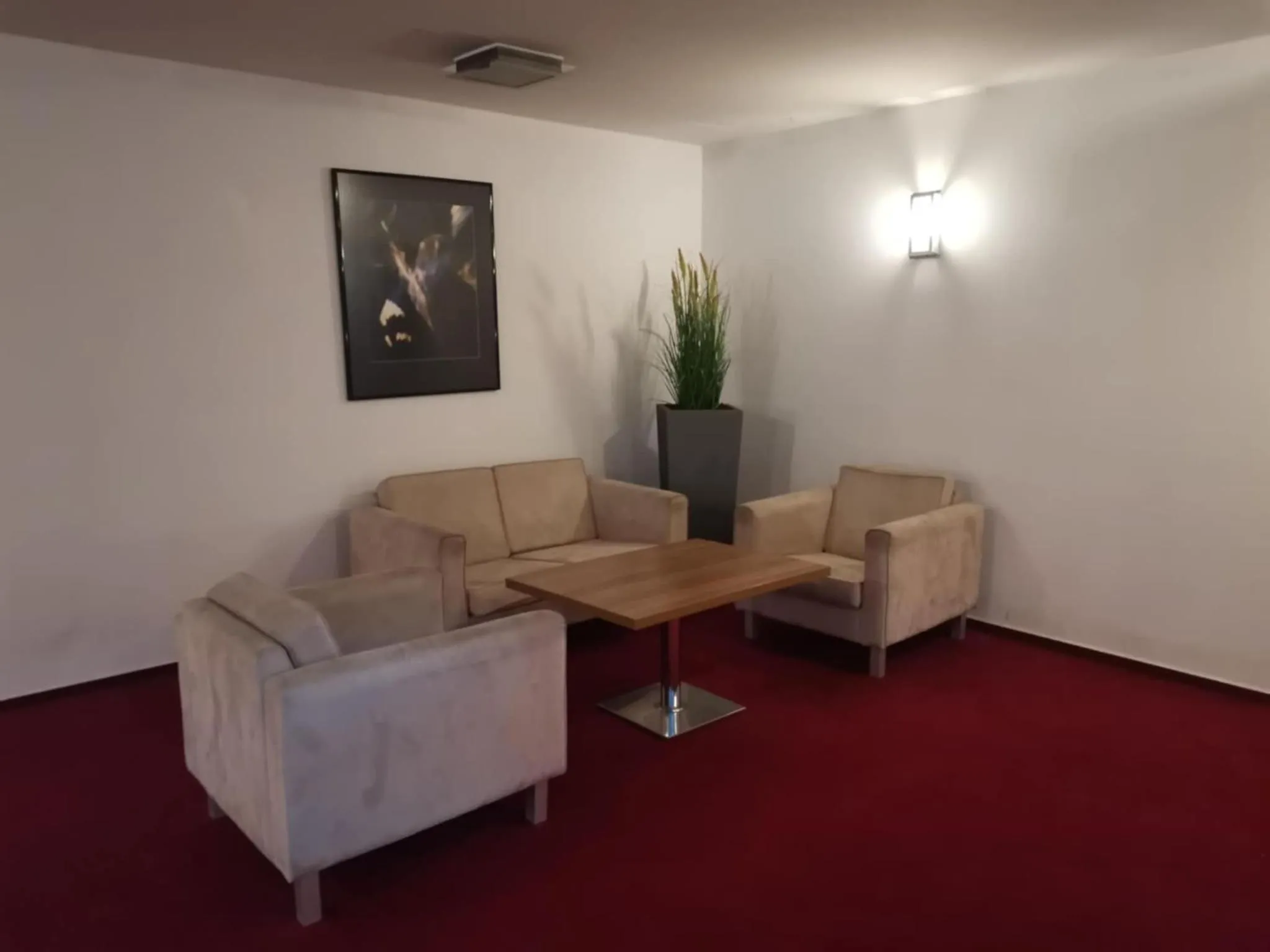 Seating area in Hotel Monde