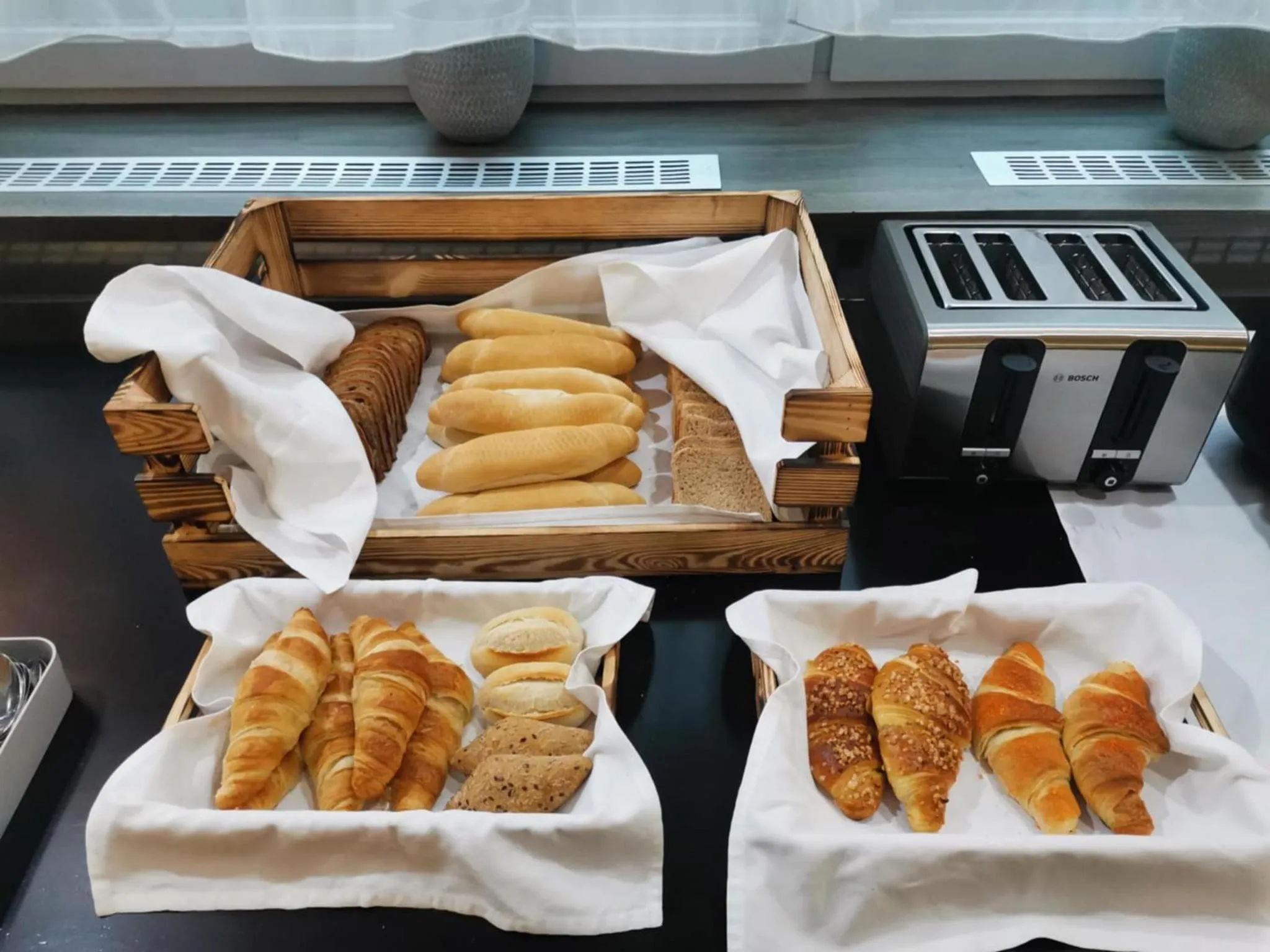 Breakfast in Hotel Monde