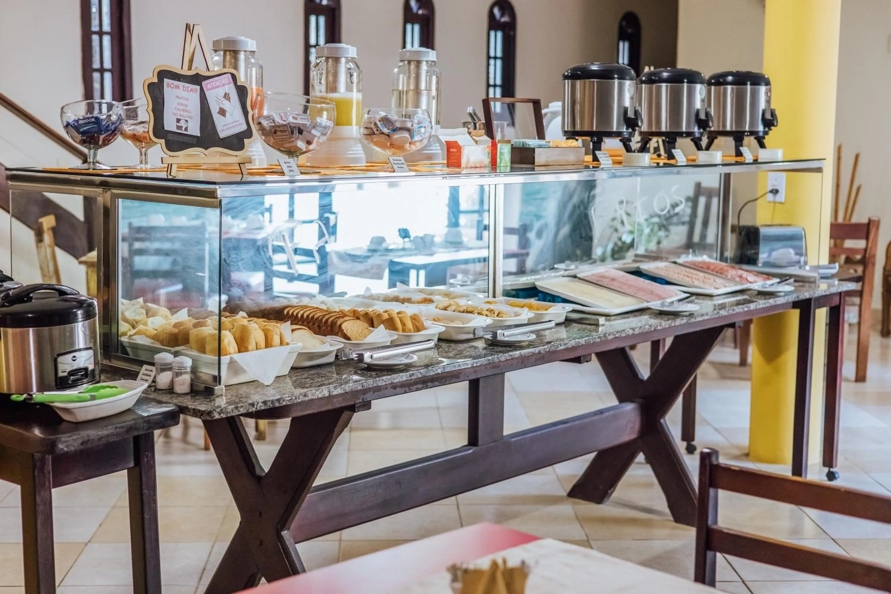 Breakfast in VELINN Pousada Casa de Pedra Ilhabela