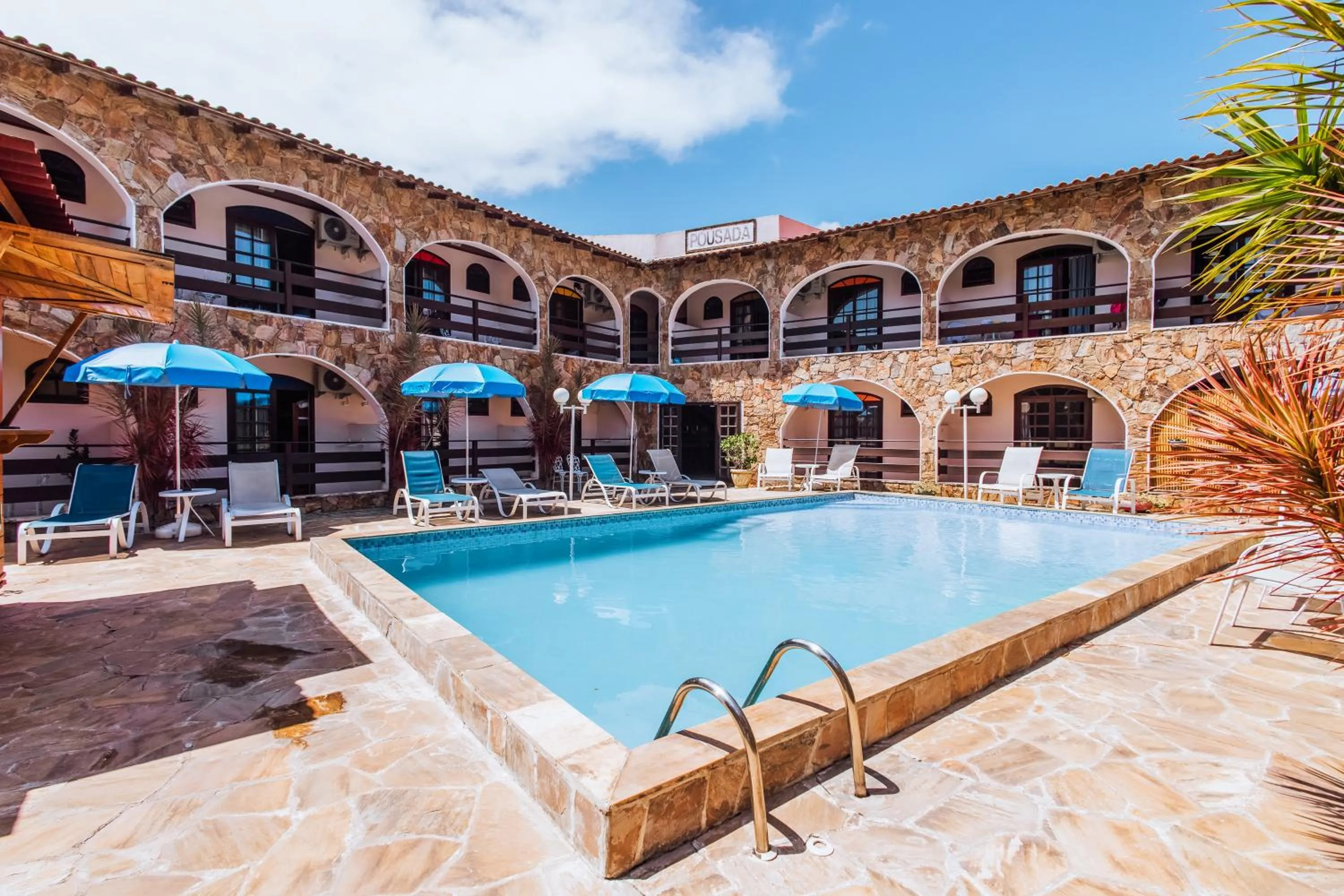 Patio in VELINN Pousada Casa de Pedra Ilhabela