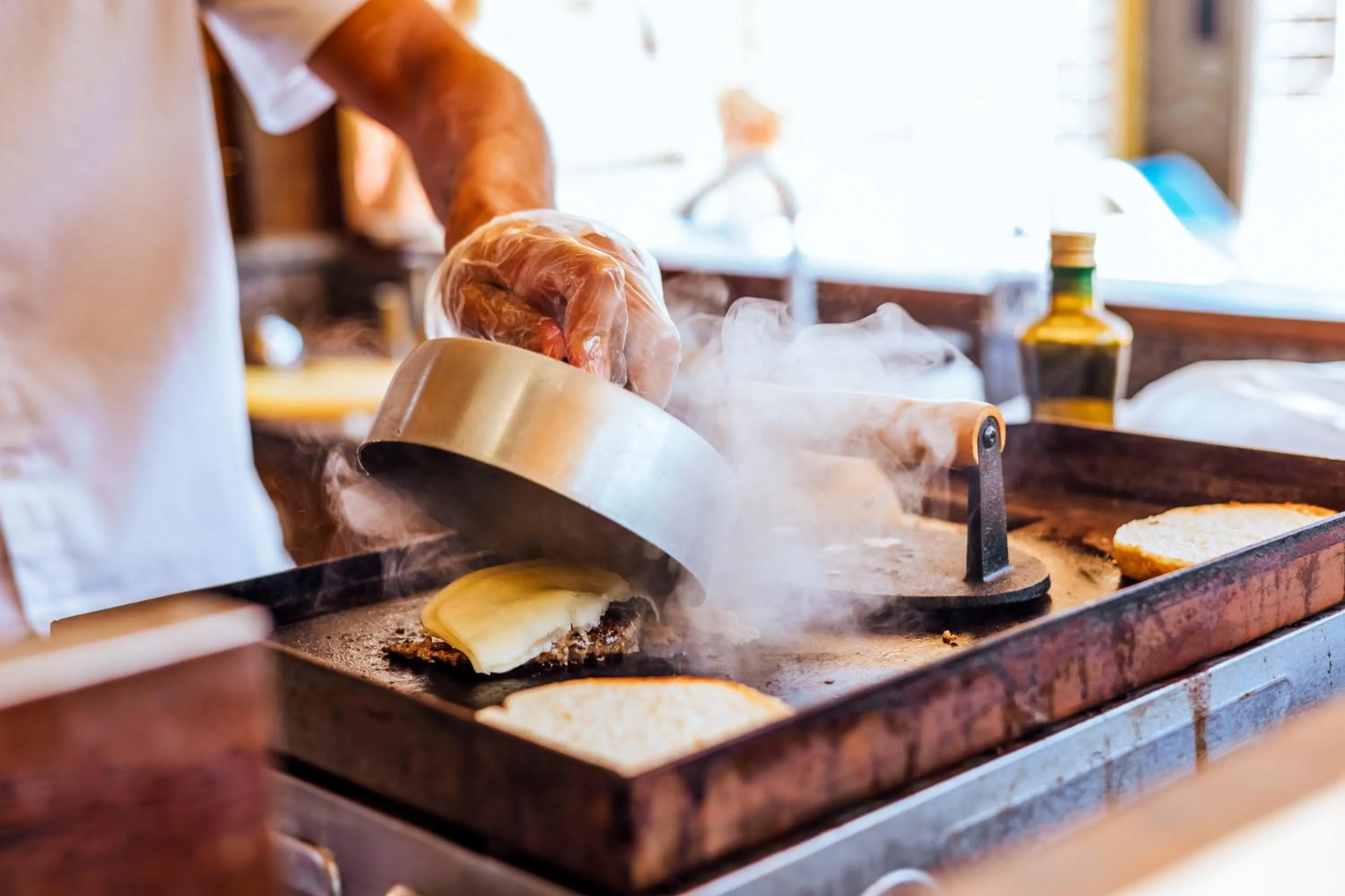 Food and drinks in VELINN Pousada Casa de Pedra Ilhabela
