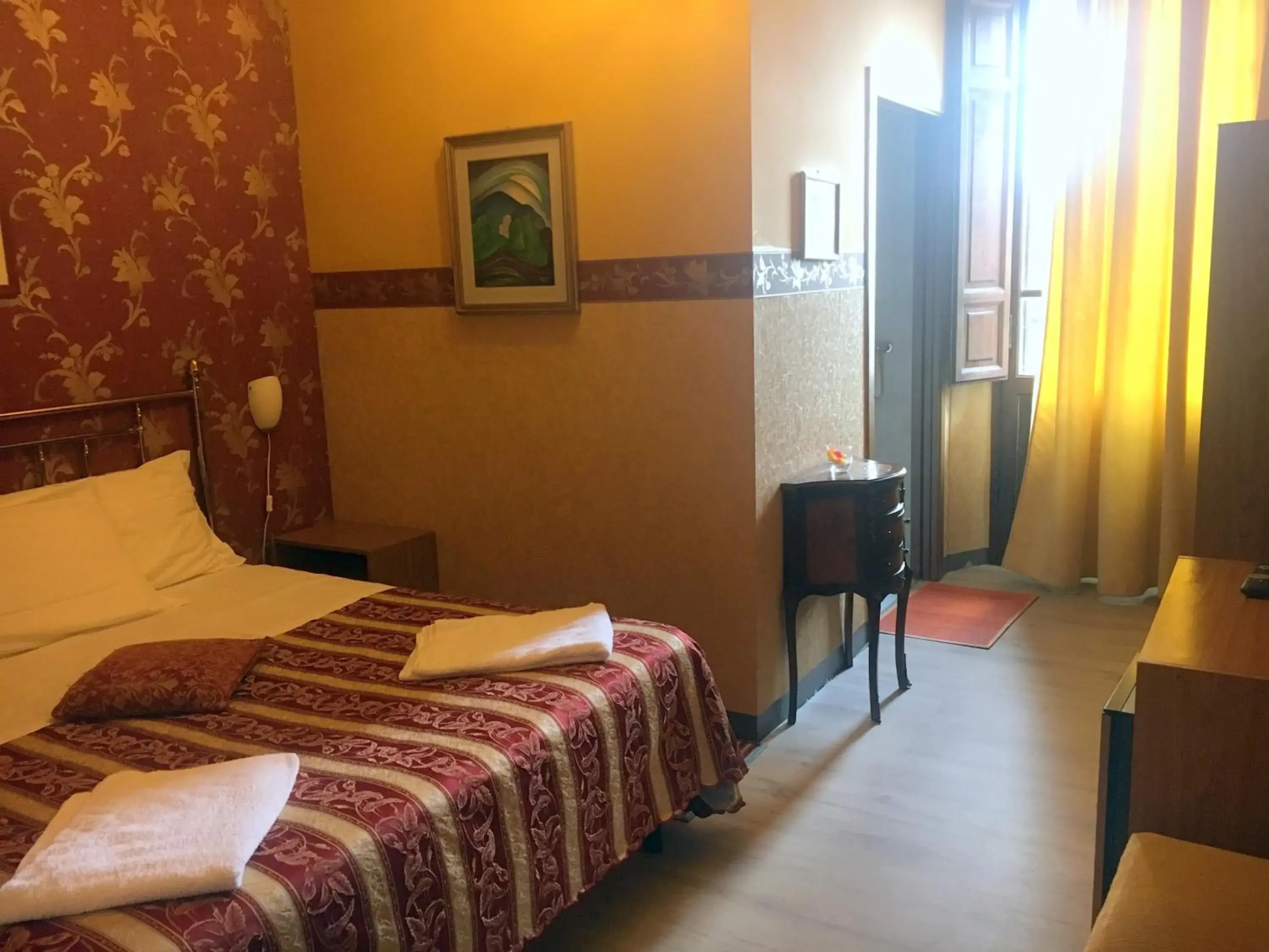 Single Room in Hotel Europa Single Room in Hotel Europa