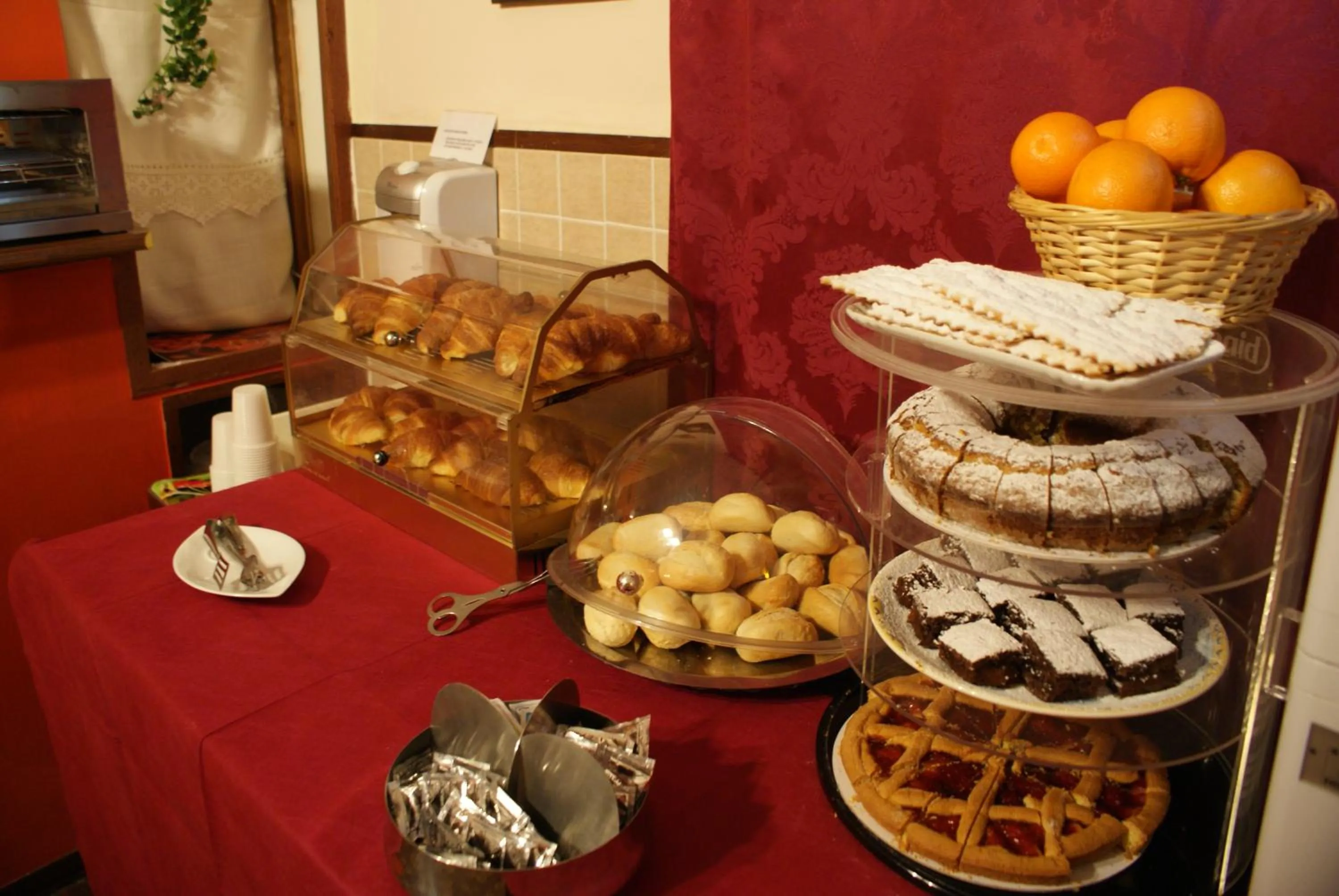 Breakfast in Hotel Europa