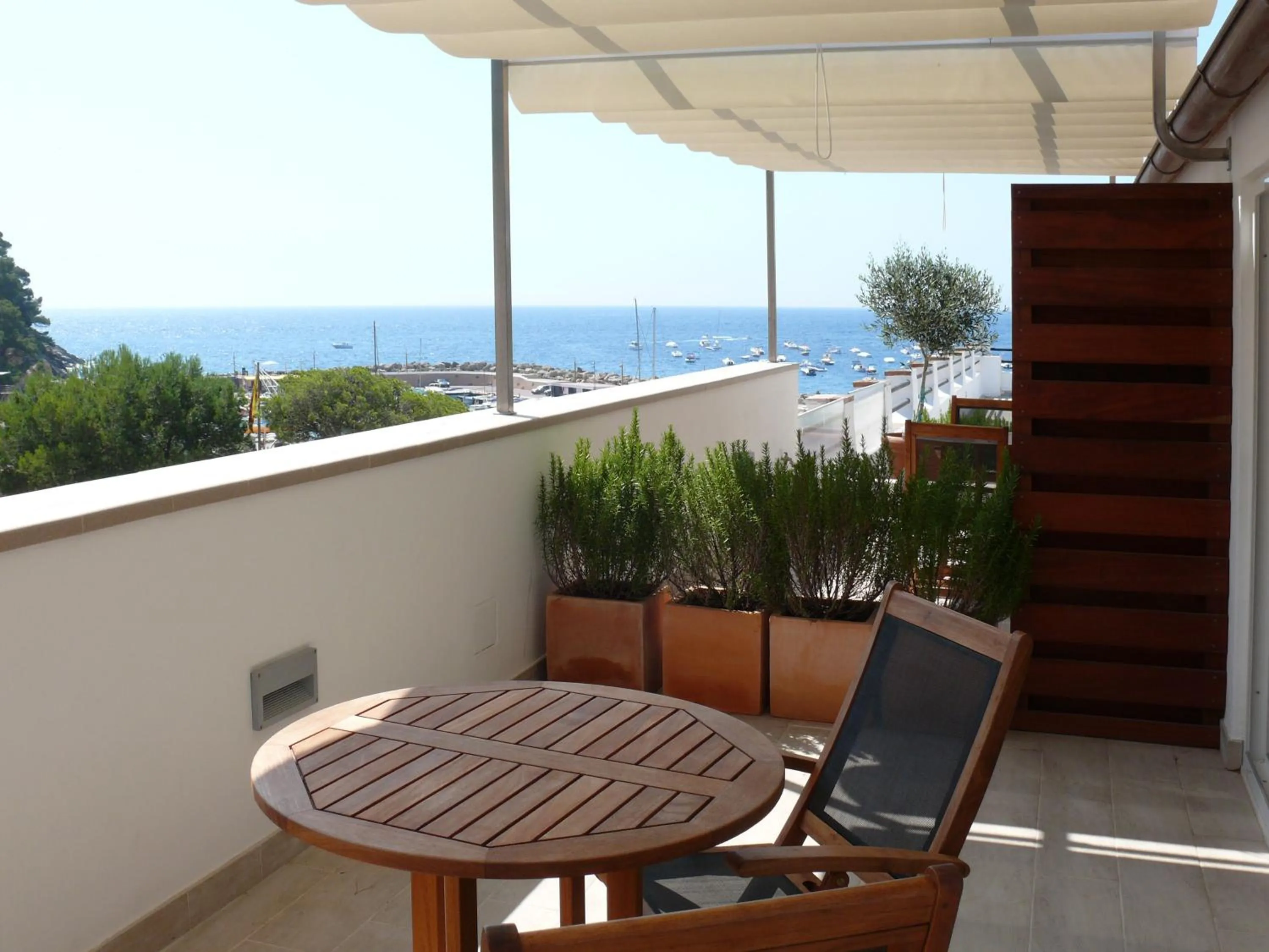 Day in Hotel Llafranch