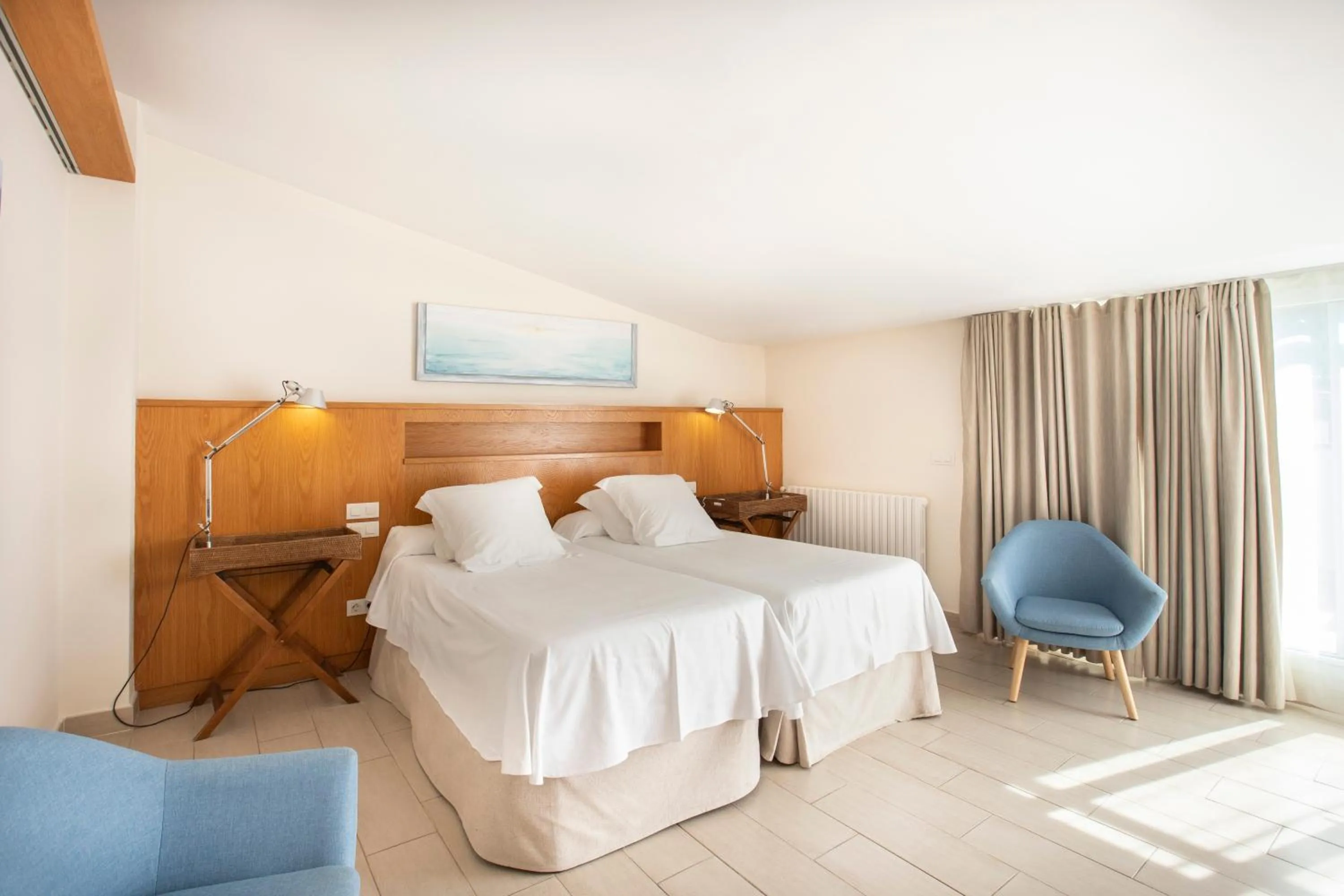 Bed in Hotel Llafranch