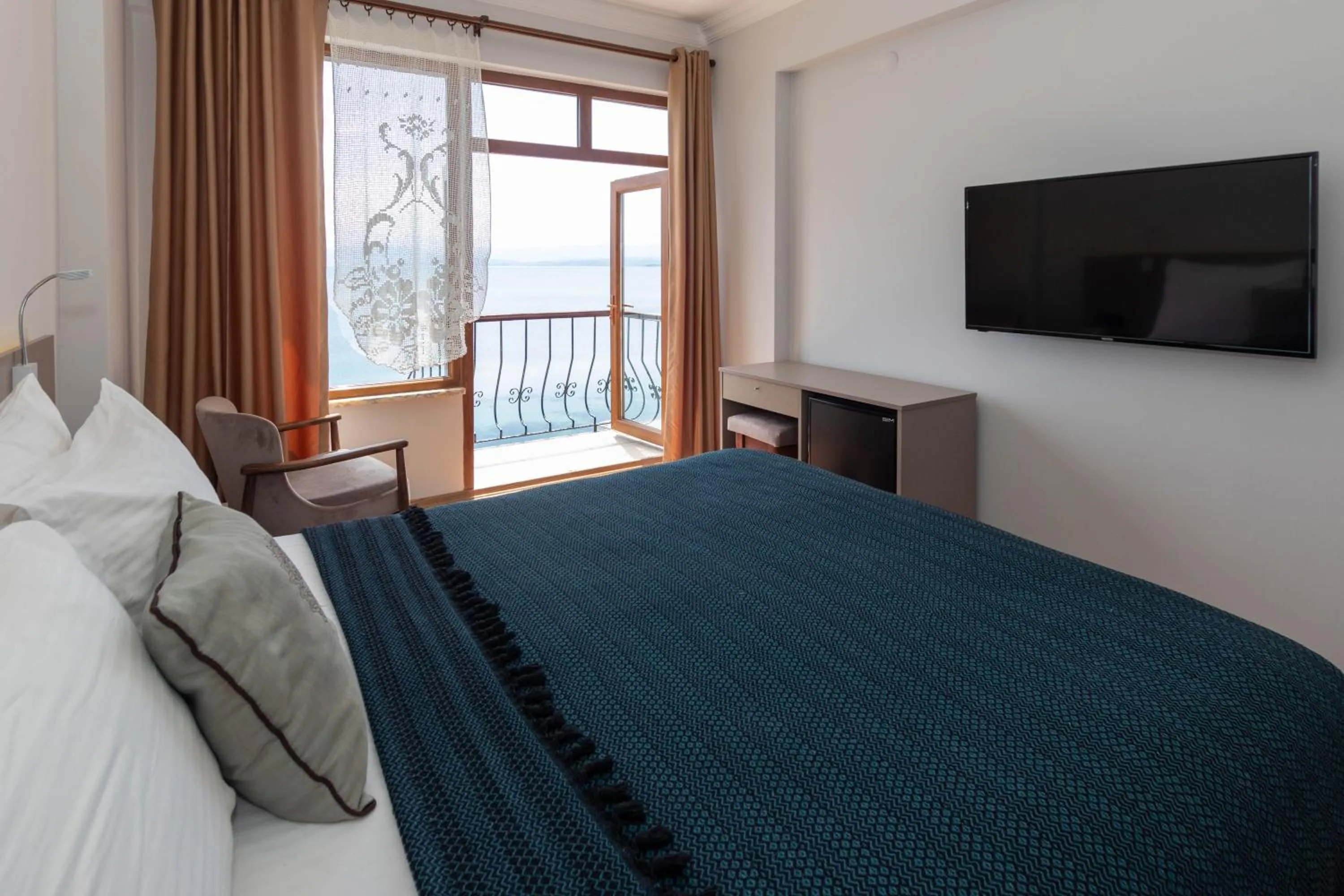 Photo of the whole room, Bed in Sinop Antik Otel