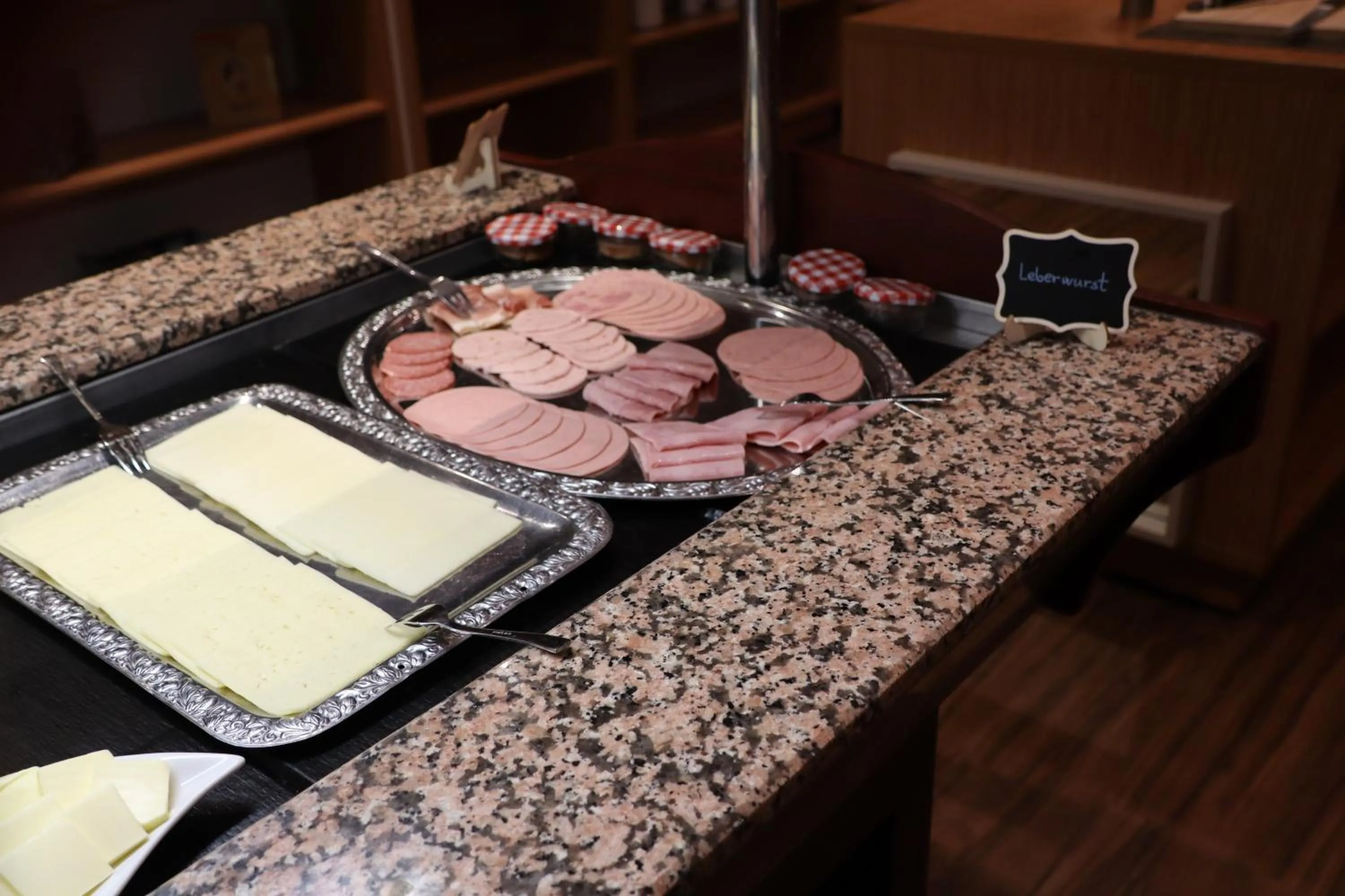 Buffet breakfast in Hotel Haarener Hof