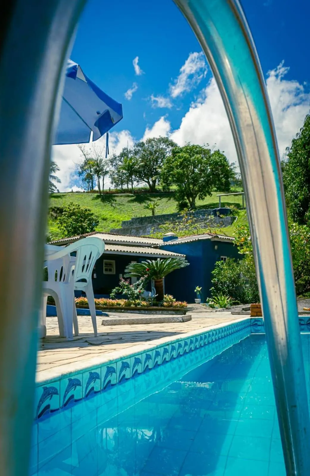 Swimming pool in Pousada Sol do Araçá