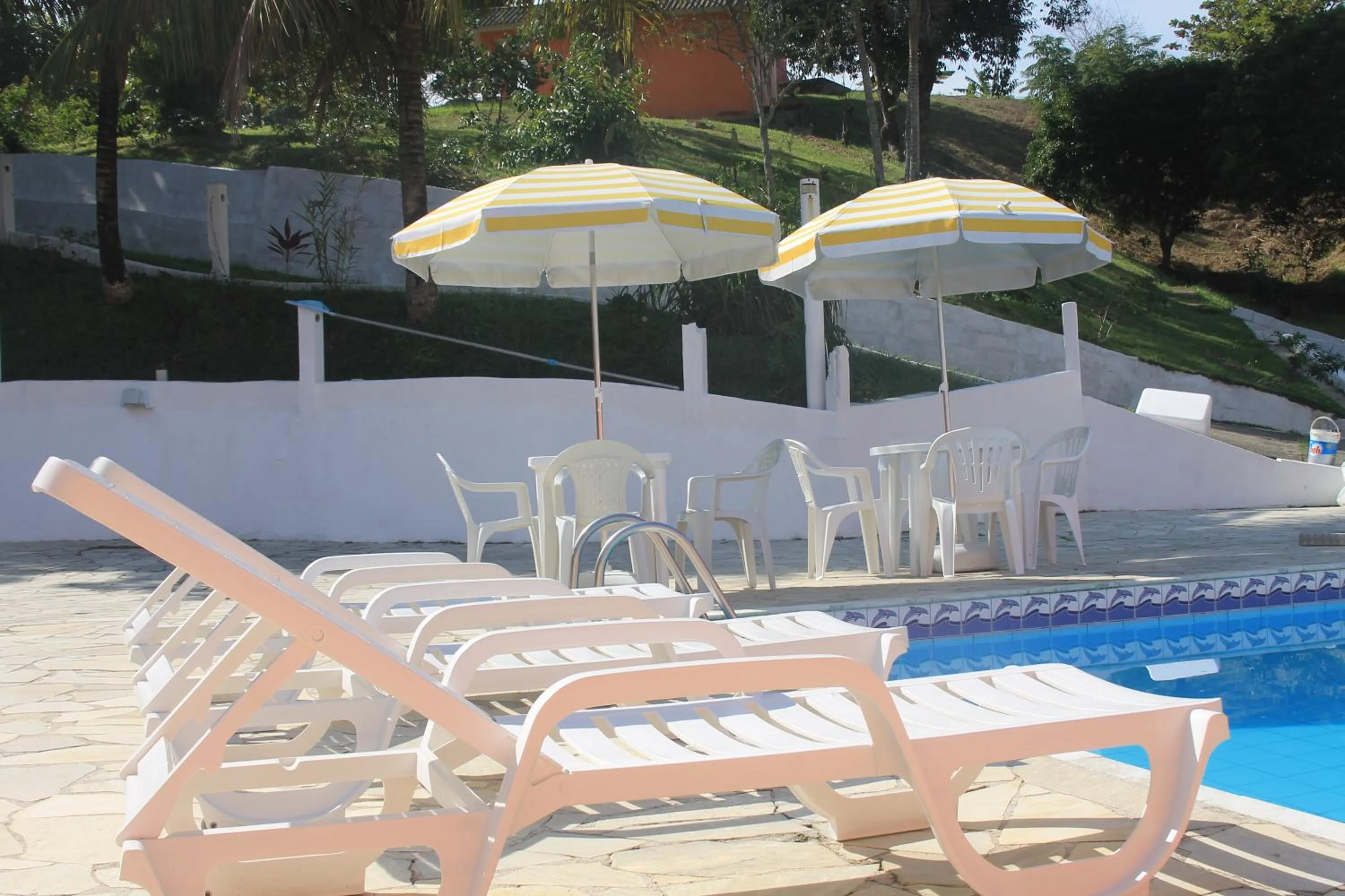 Swimming pool in Pousada Sol do Araçá