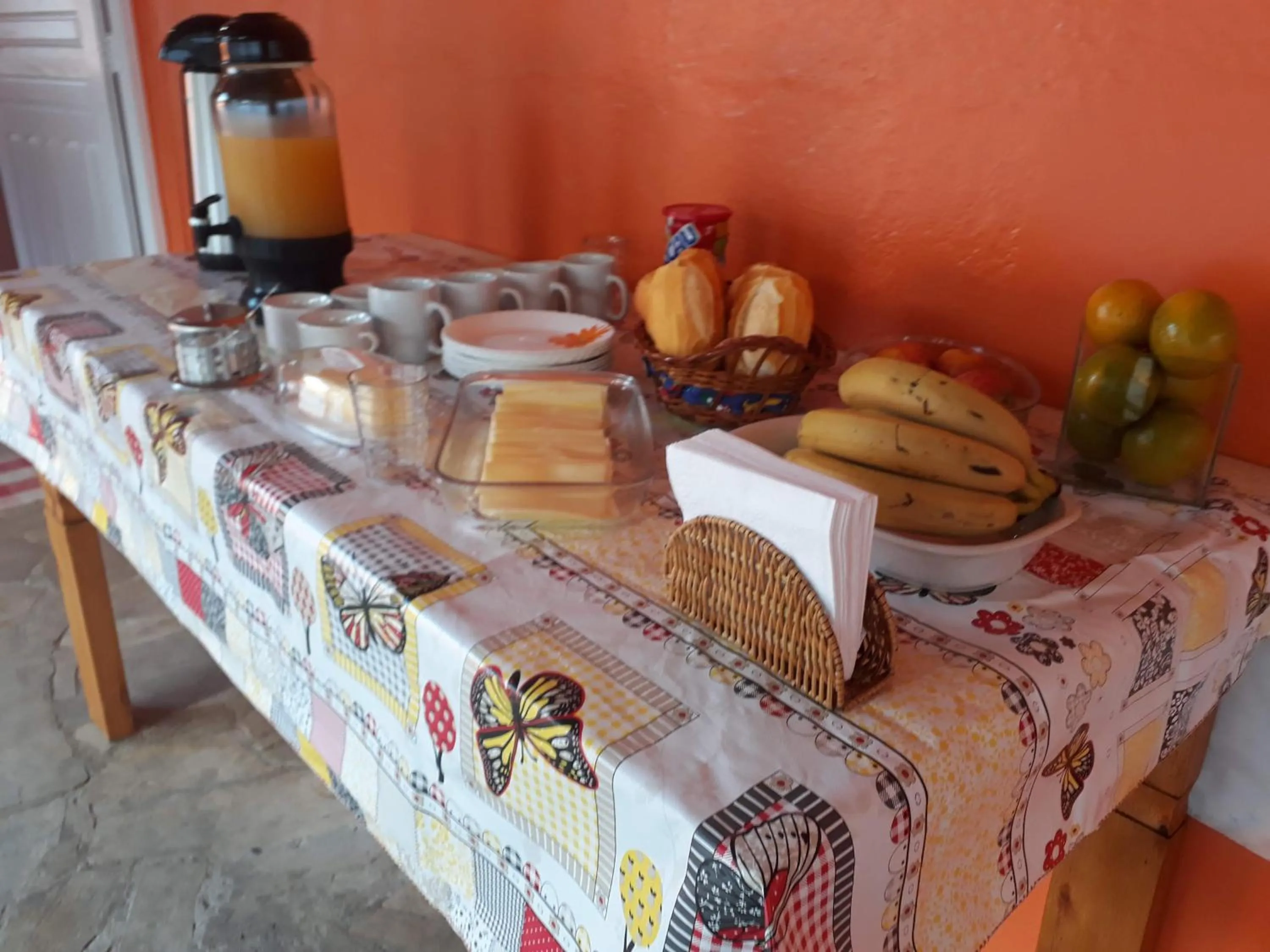 Breakfast in Pousada Sol do Araçá