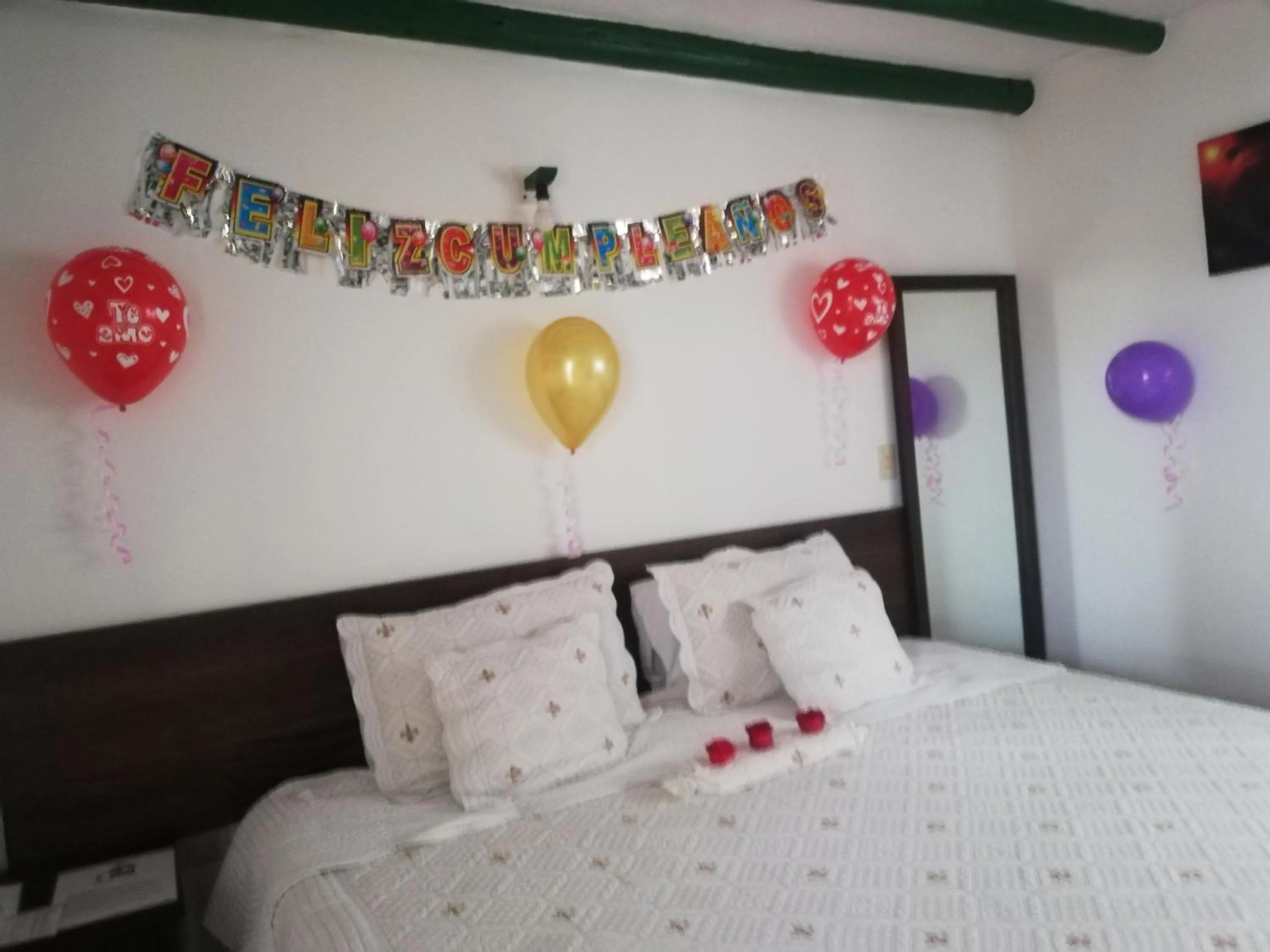 Photo of the whole room, Bed in Esquina Colonial