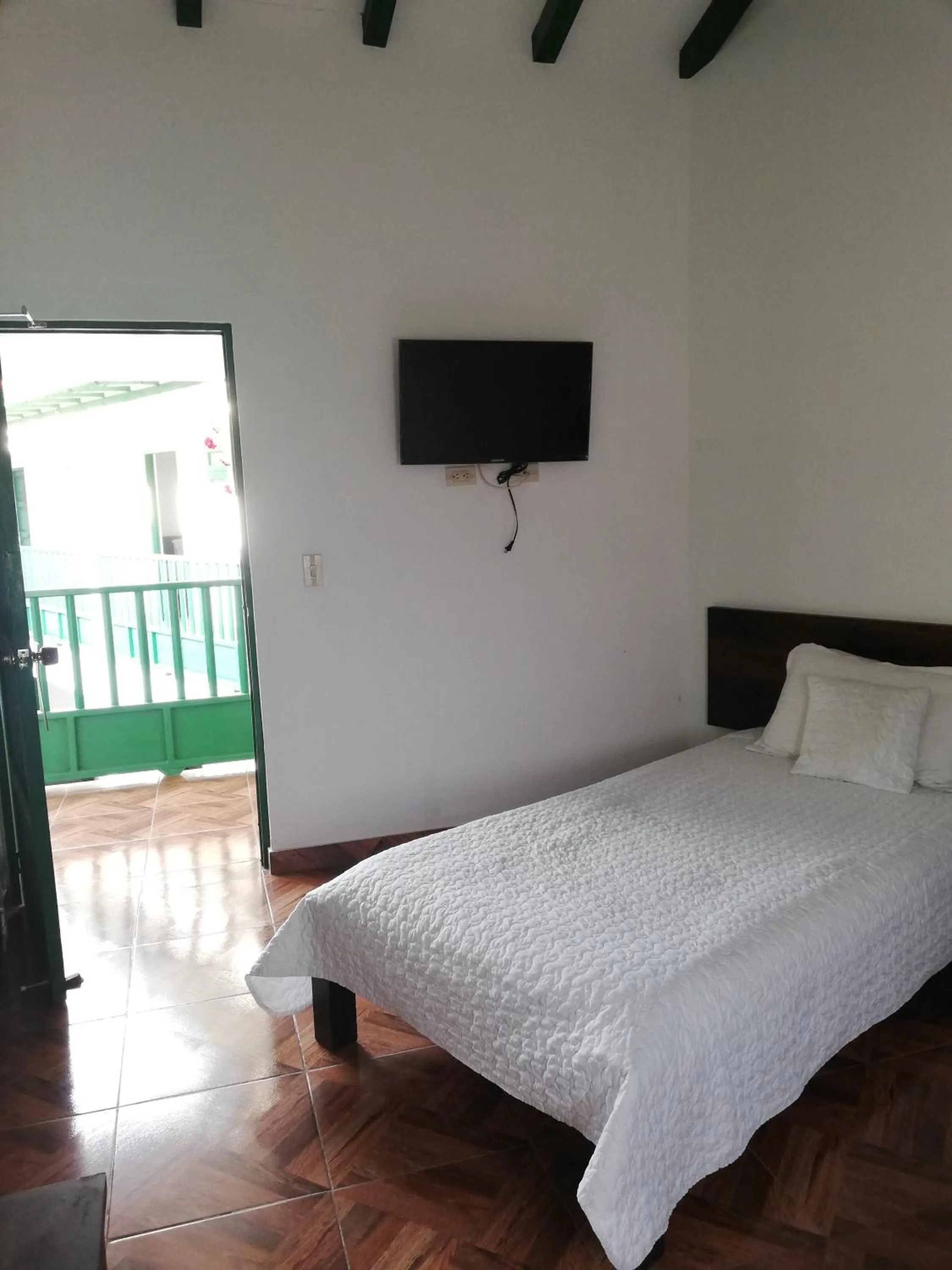 Bedroom, Bed in Esquina Colonial