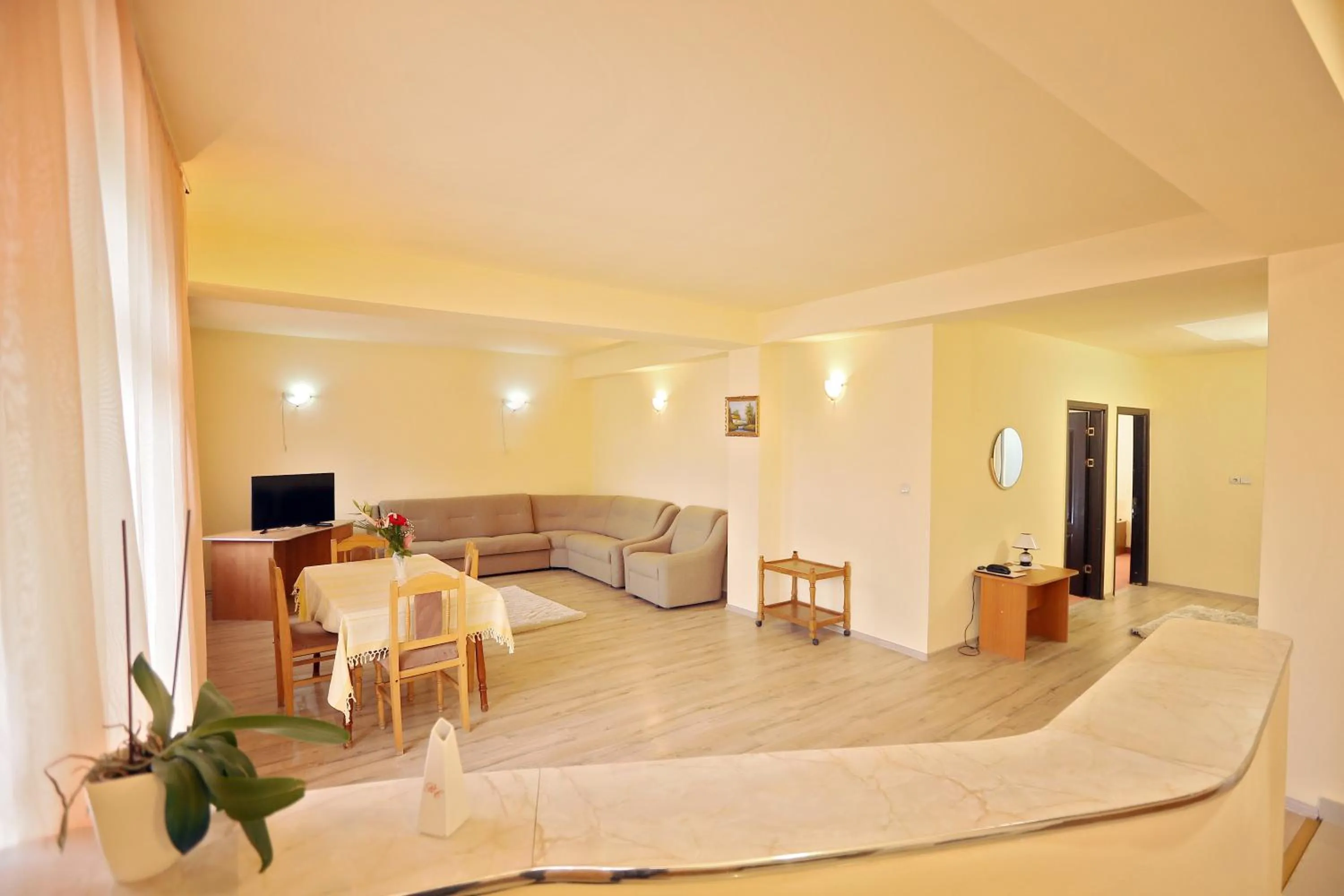 Living room in Hotel Class