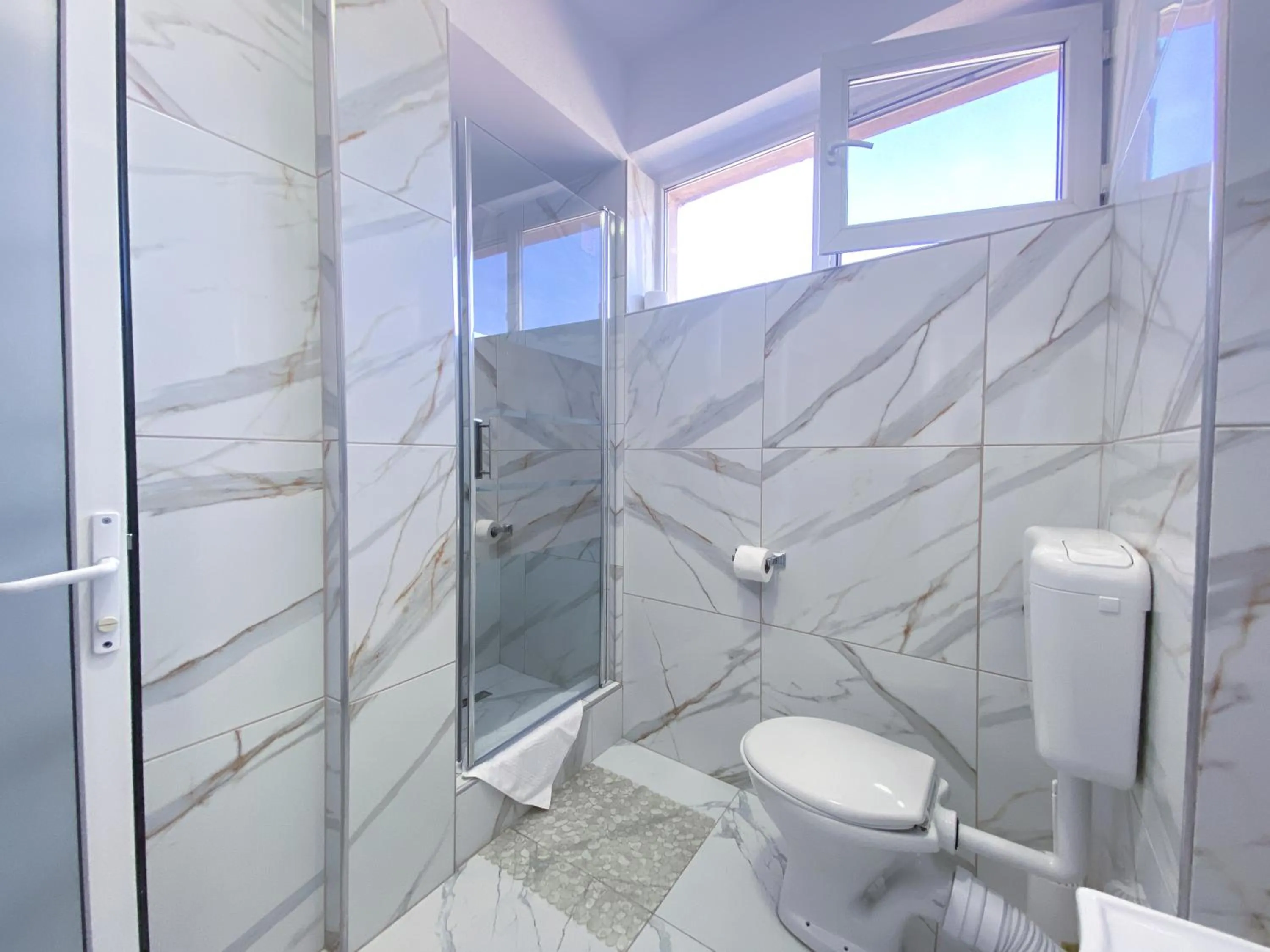 Bathroom in Hotel Class