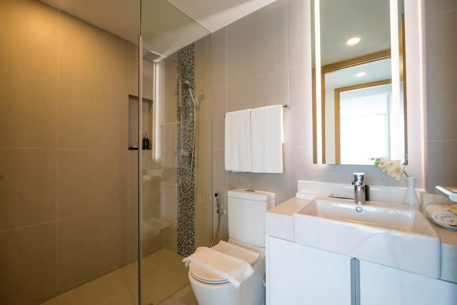 Bathroom in Oceanstone by Resava