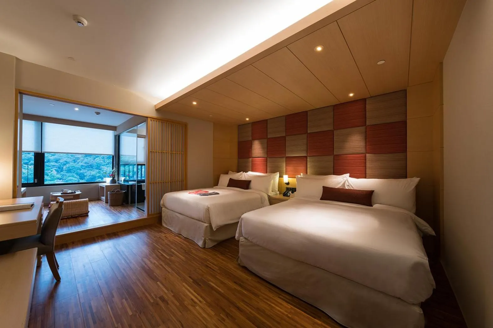Bed in Asia Pacific Hotel Beitou