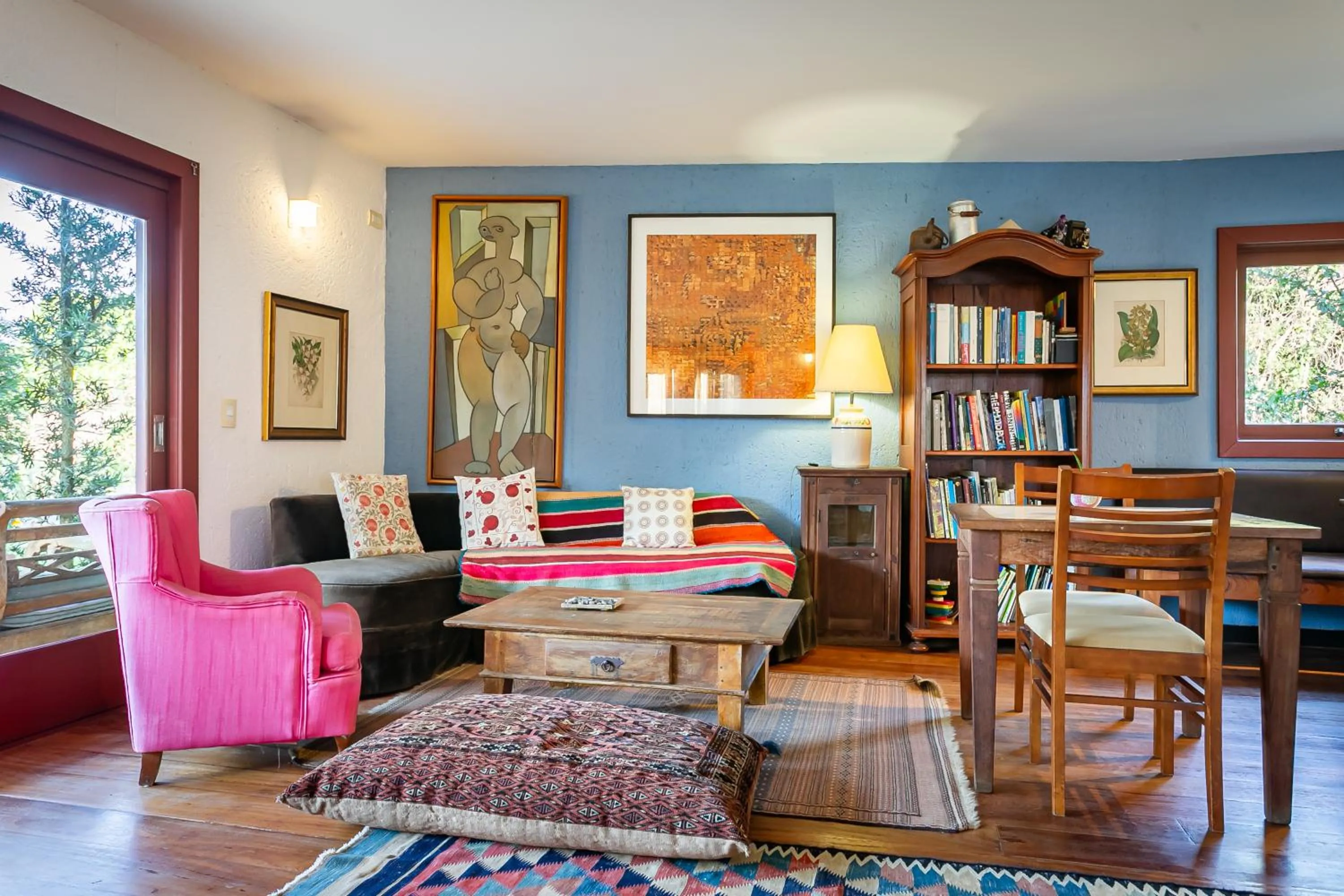 Library in Pousada Casa da Lagoa