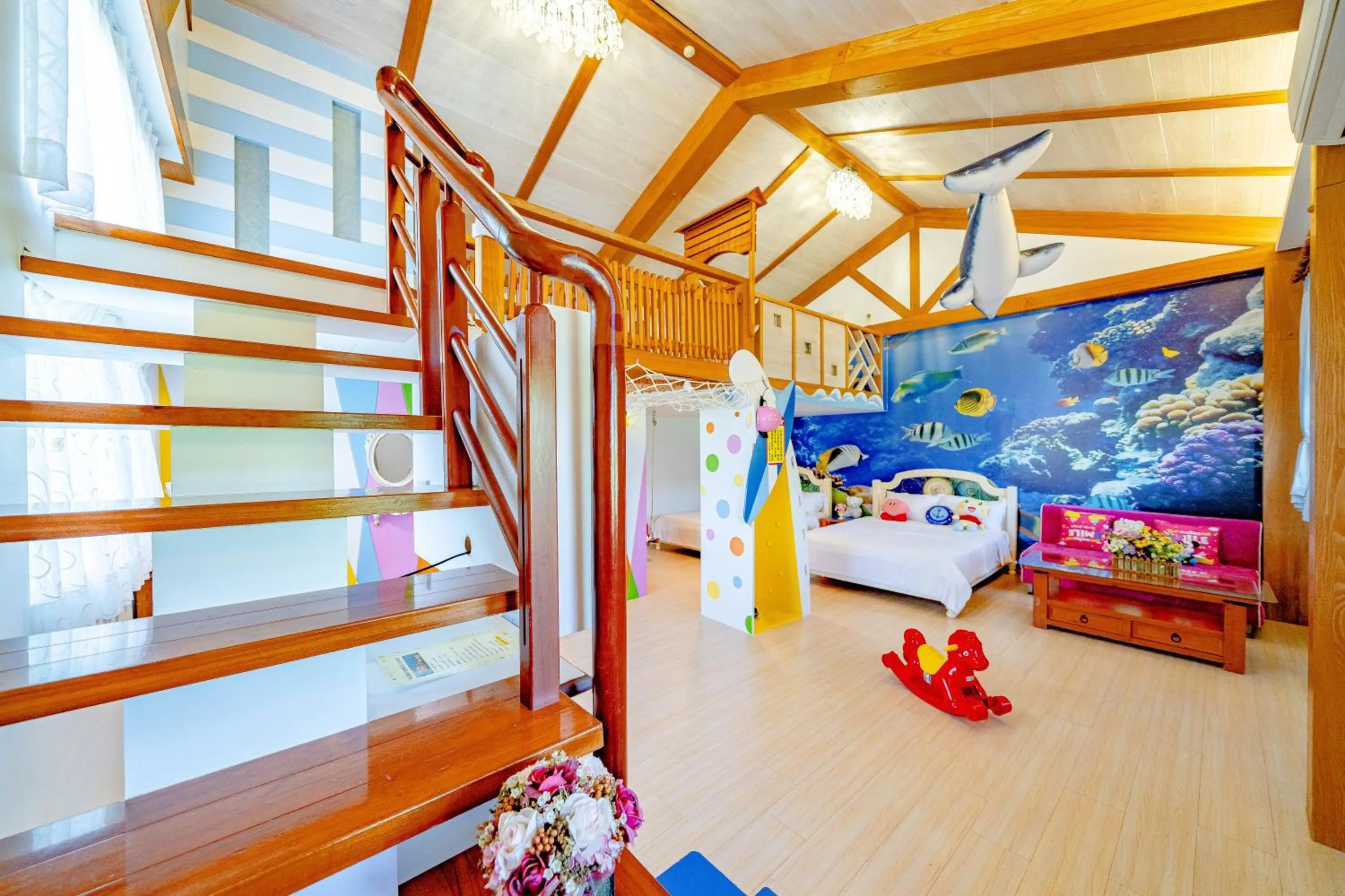 Bed in Rainbow Garden B&B