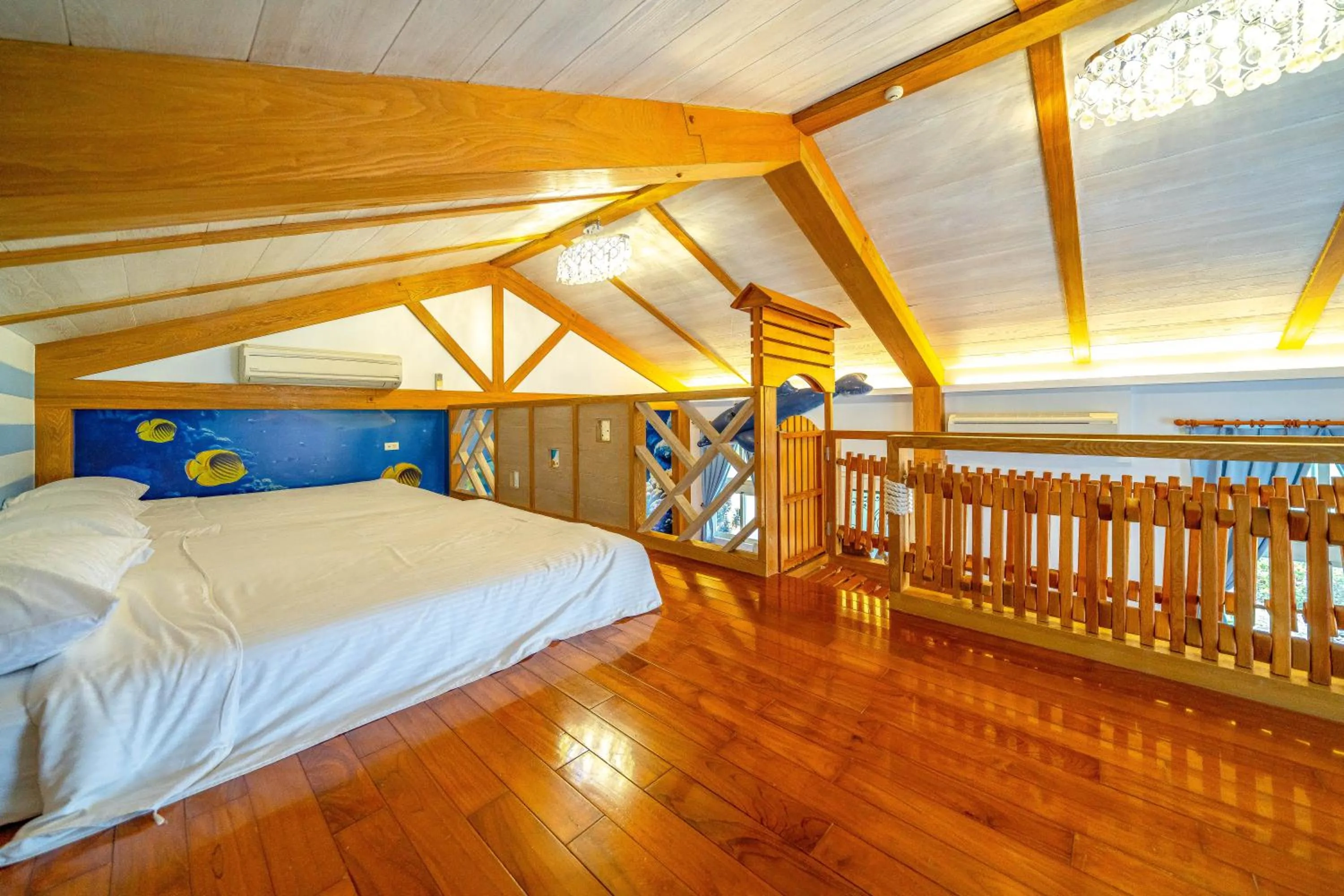 Bed in Rainbow Garden B&B