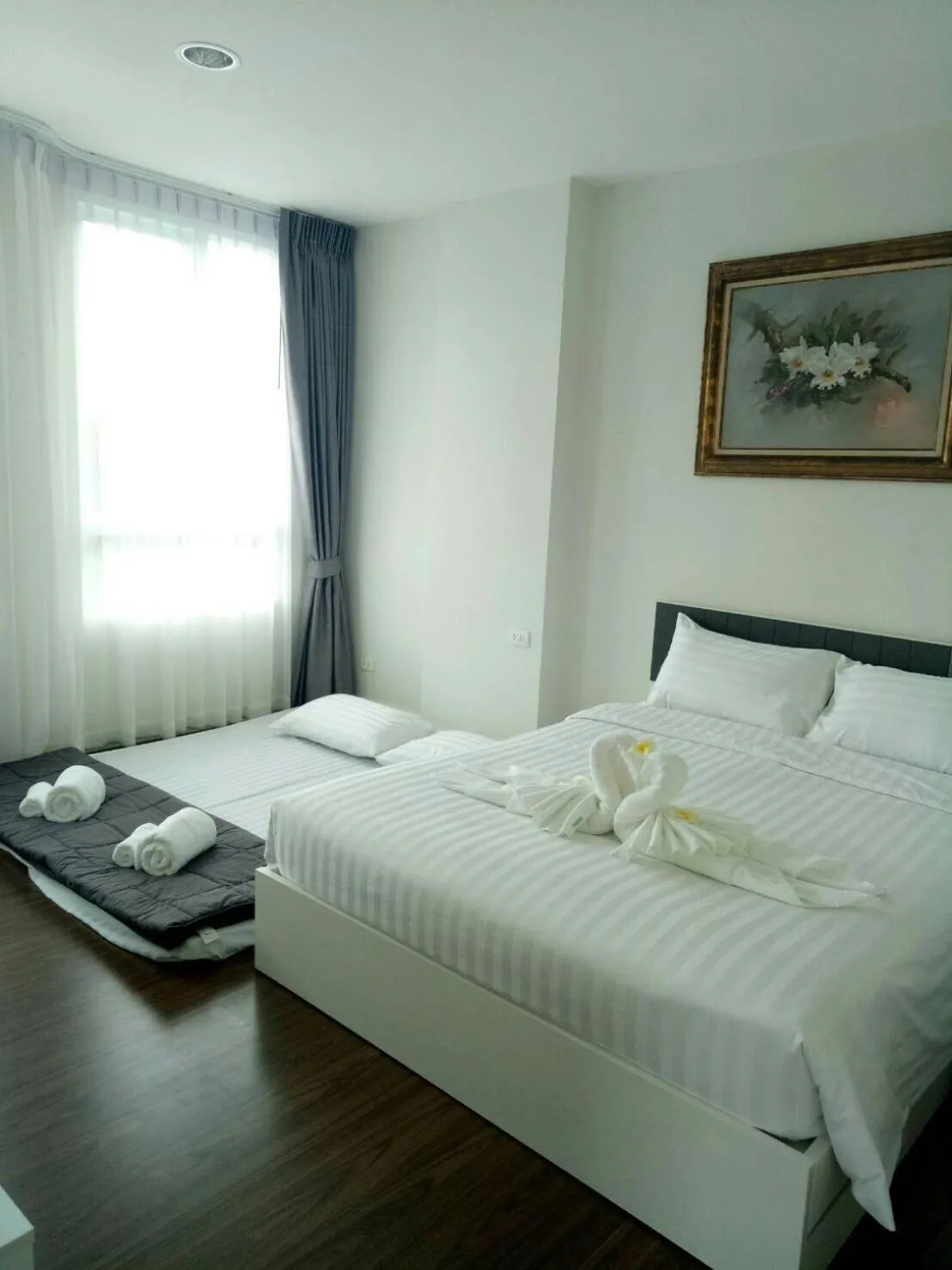 Bed in Courtyard khaoyai by JP